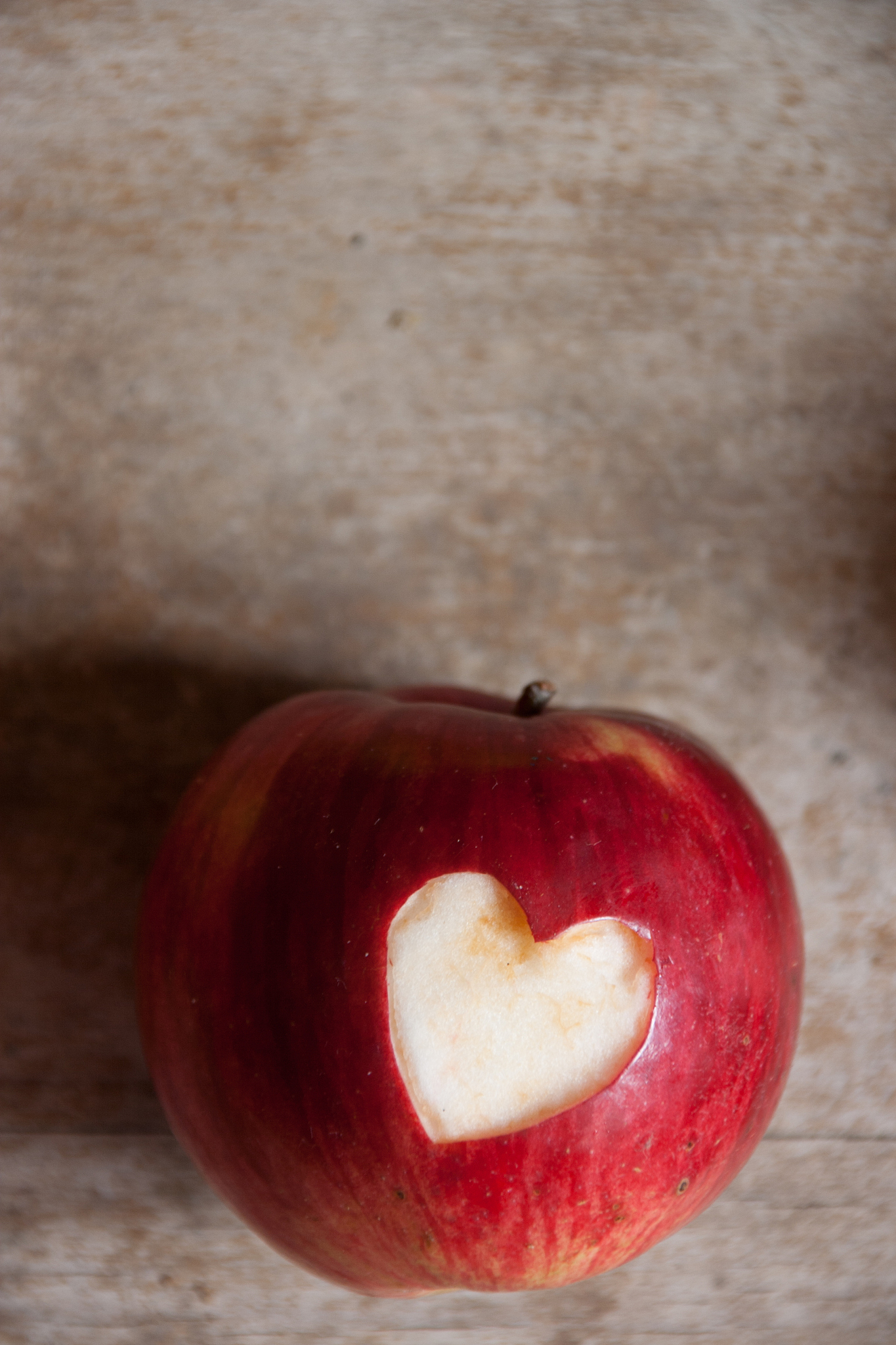apple with a heart