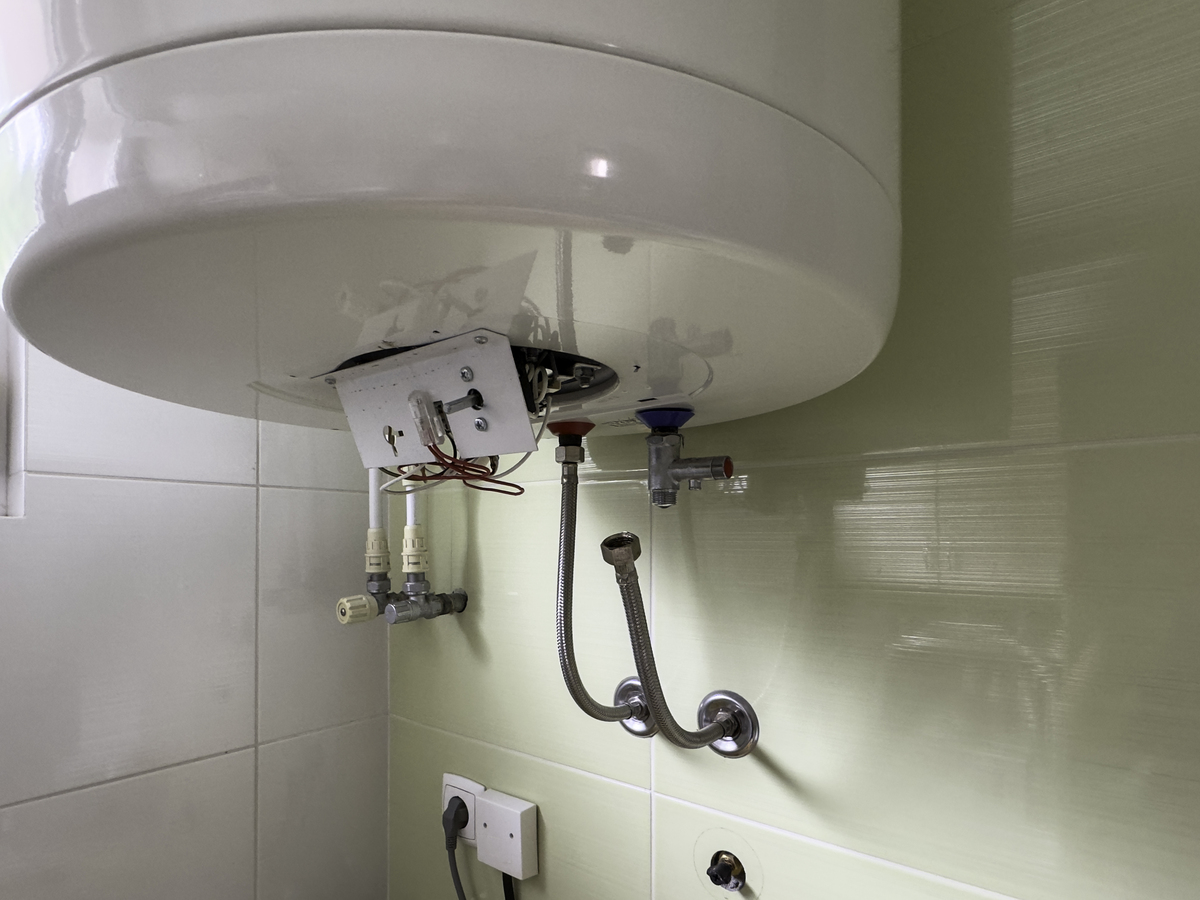 租房党必备！飞利浦即热热水器，告别冷水澡，热水自由享不停！