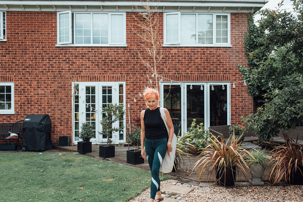 写一篇课程小结 包括：1、通过学习本课程最大的收获 2、本课程在哪三个方面做的最好 3、课程有哪些方面需要改进