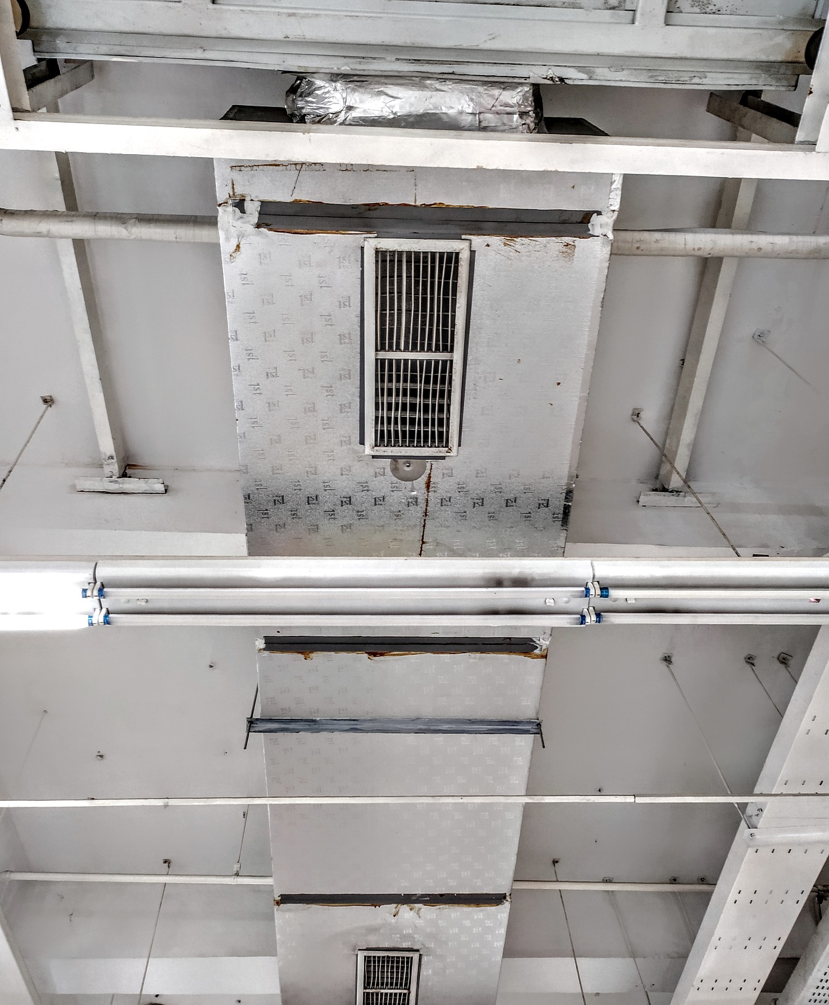 风管支吊架安装施工要求 - 全面指南