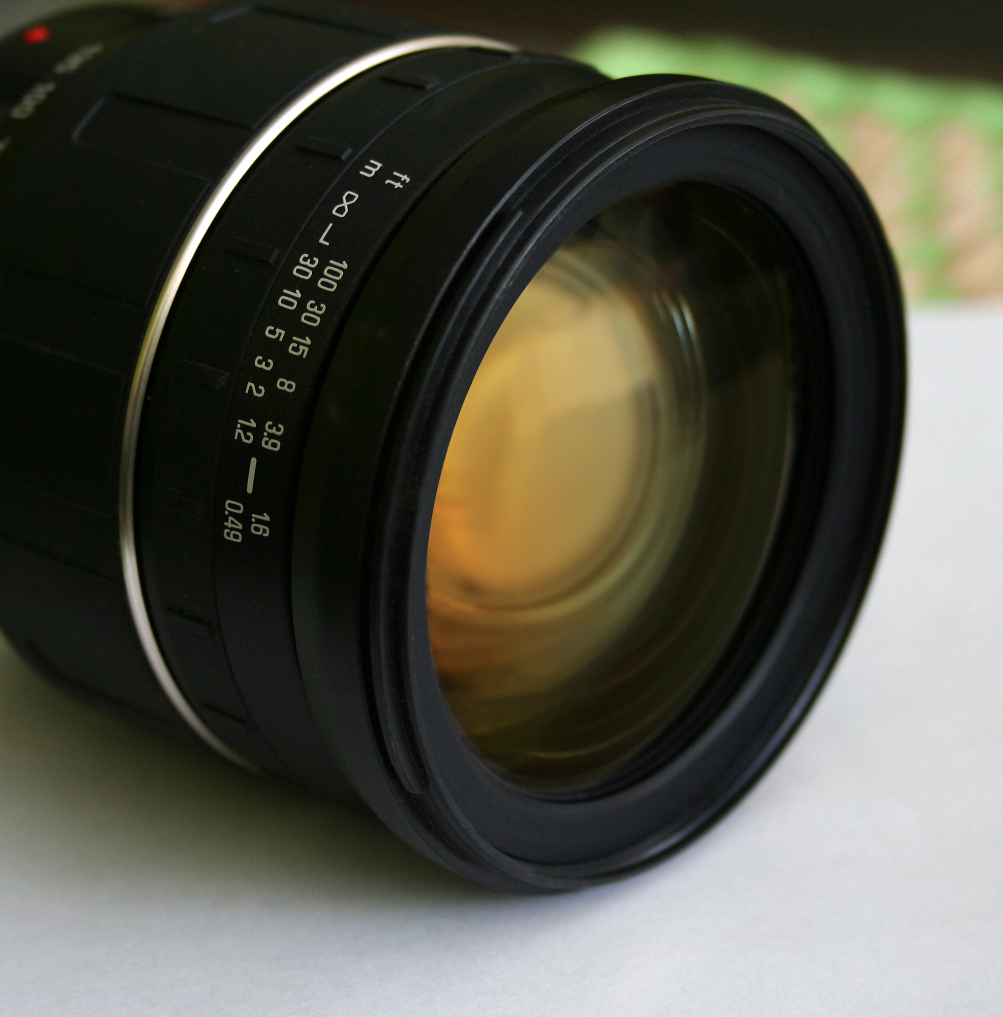 相机镜头片数：影响光学质量和成像能力的关键因素