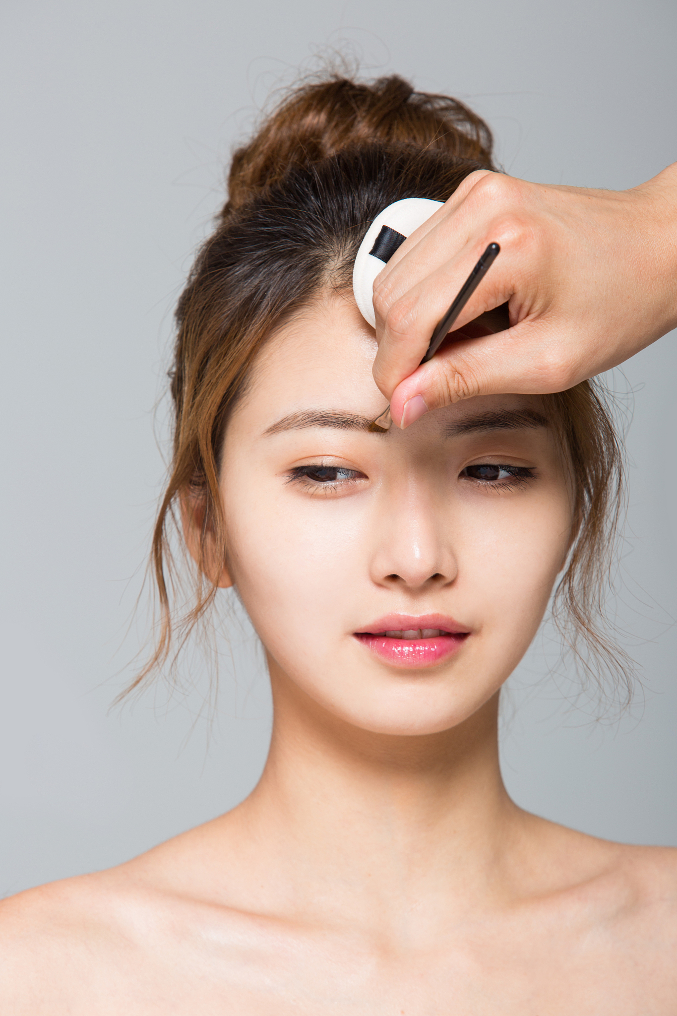 夏天出汗化完妆更容易