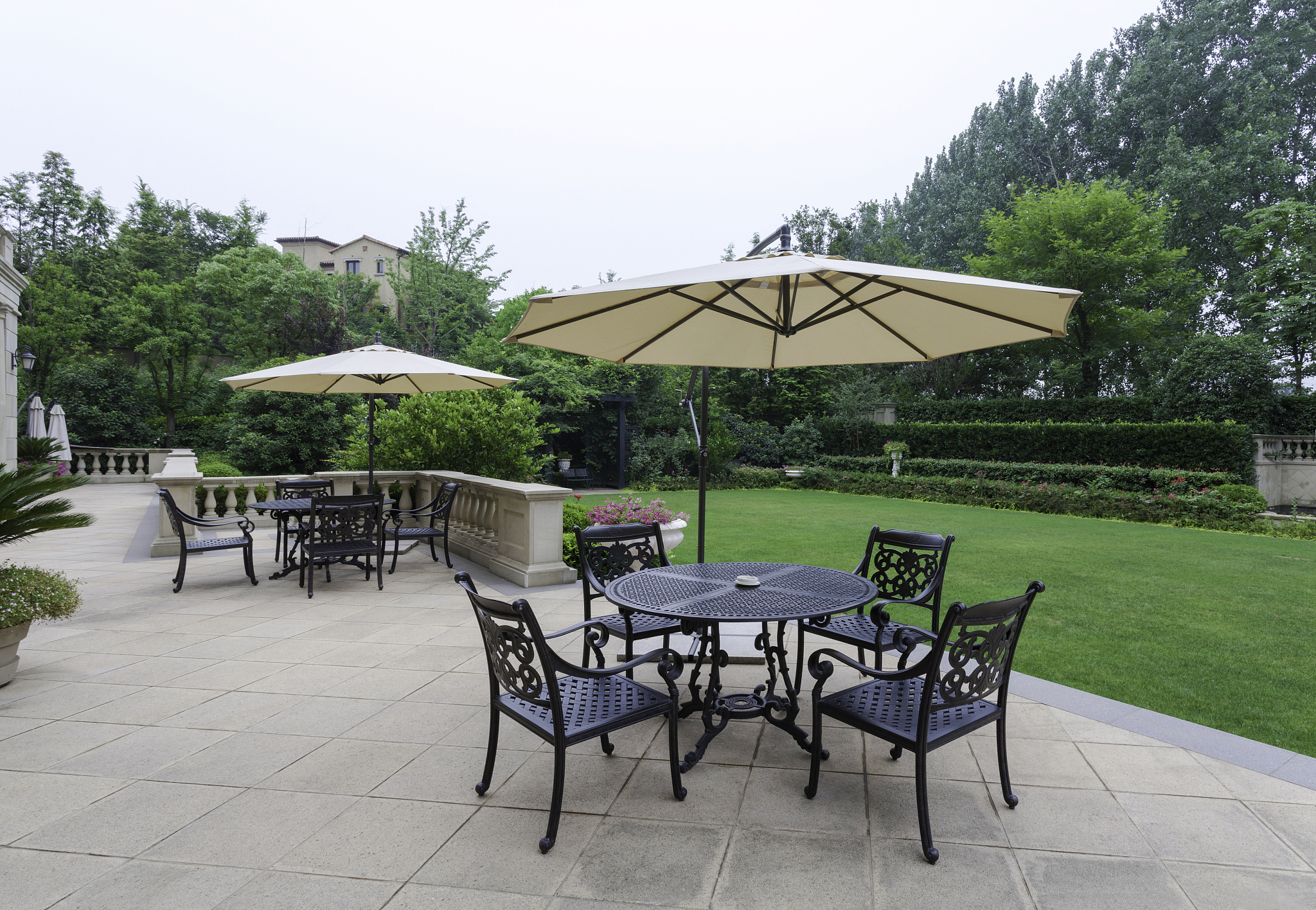 大户院子庭院软装设计：高端户外家具打造舒适花园，享受美好生活