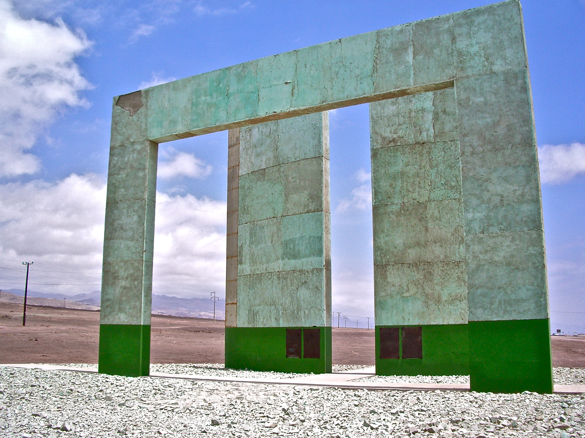 回归分析法在老旧小区改造项目居民参与意愿研究中的应用