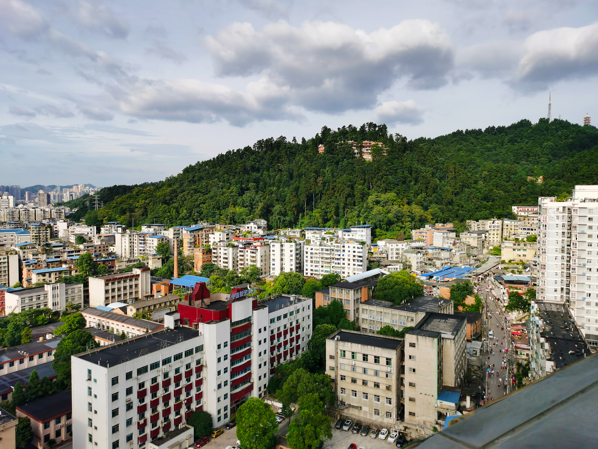 黔南布依族苗族自治州平塘县中等职业学校有哪些专业