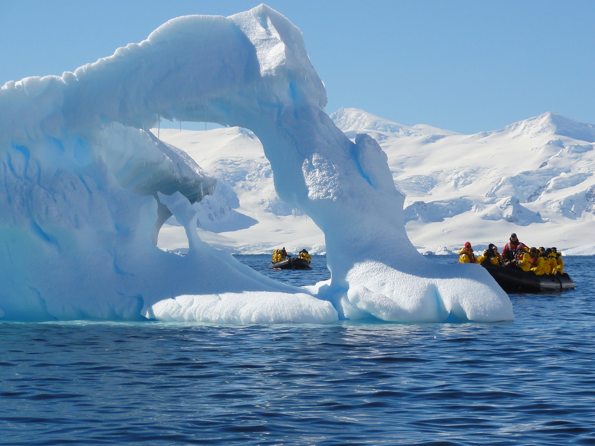介绍南极洲的旅游字数要求3000字