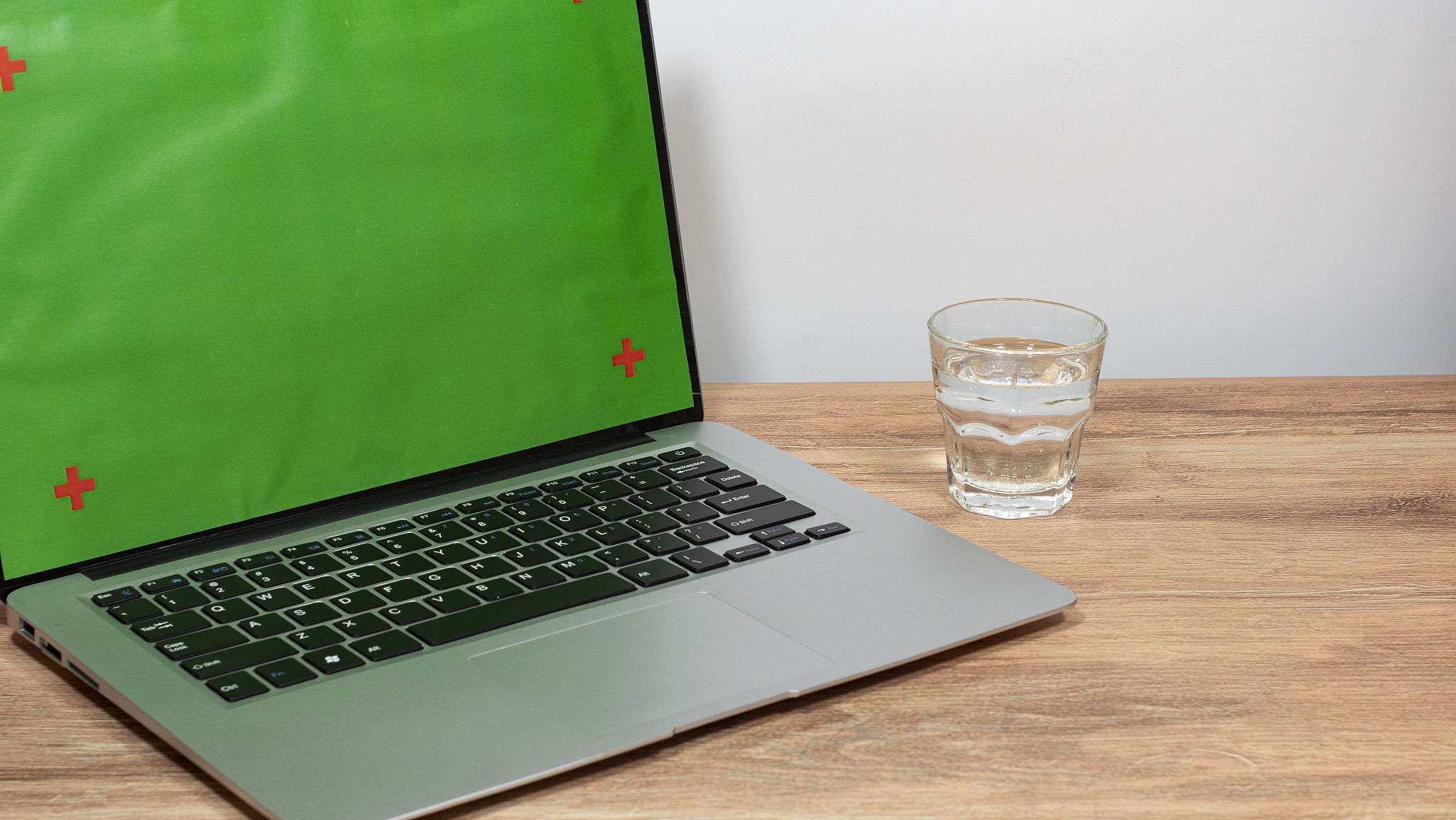 介绍几个中文版的免费的抠图网站