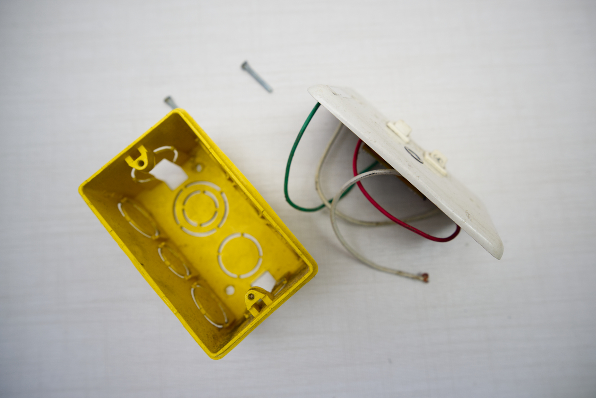 写一个低成本实用大学物理创新实验