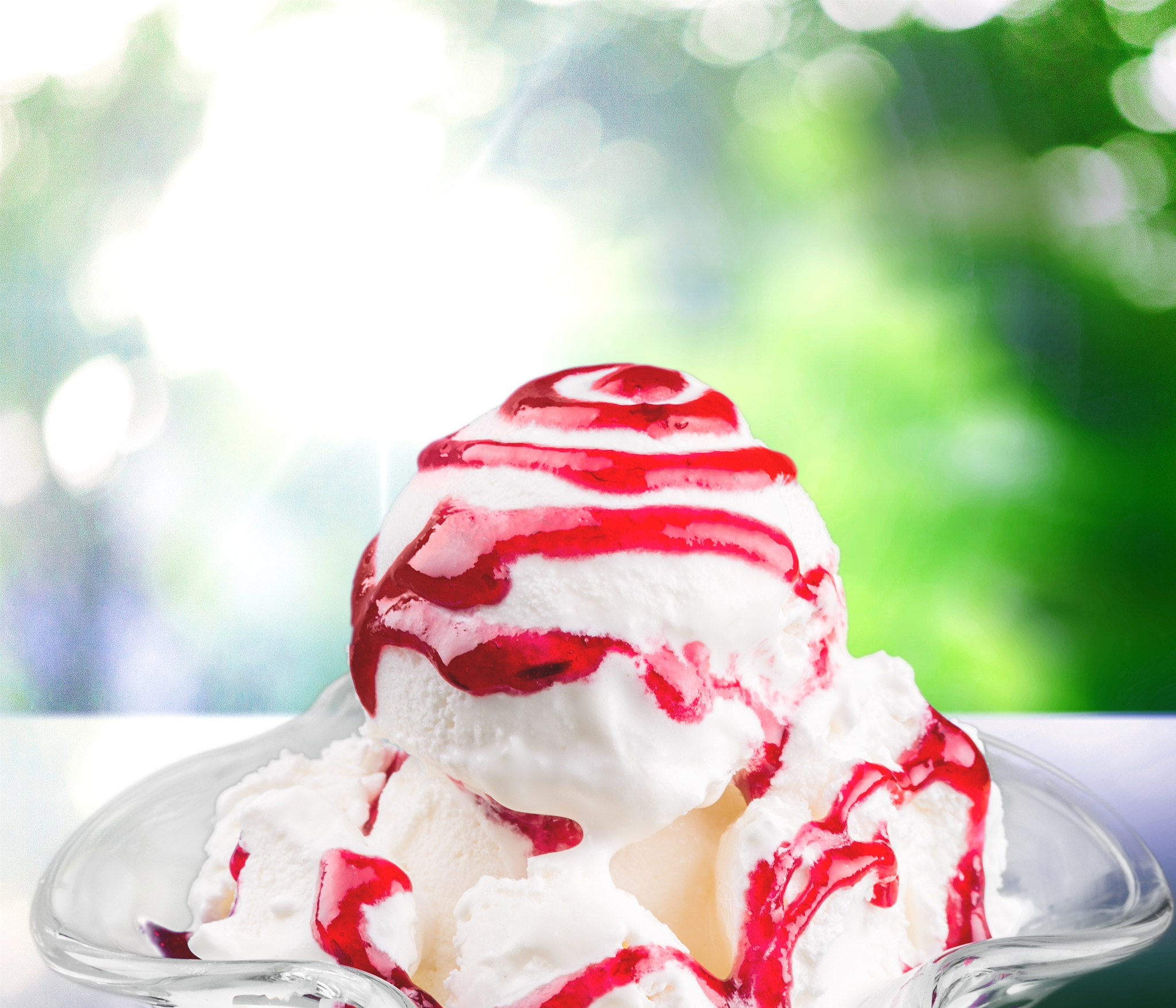 冰淇淋的成分 - 牛奶、奶油、糖和更多