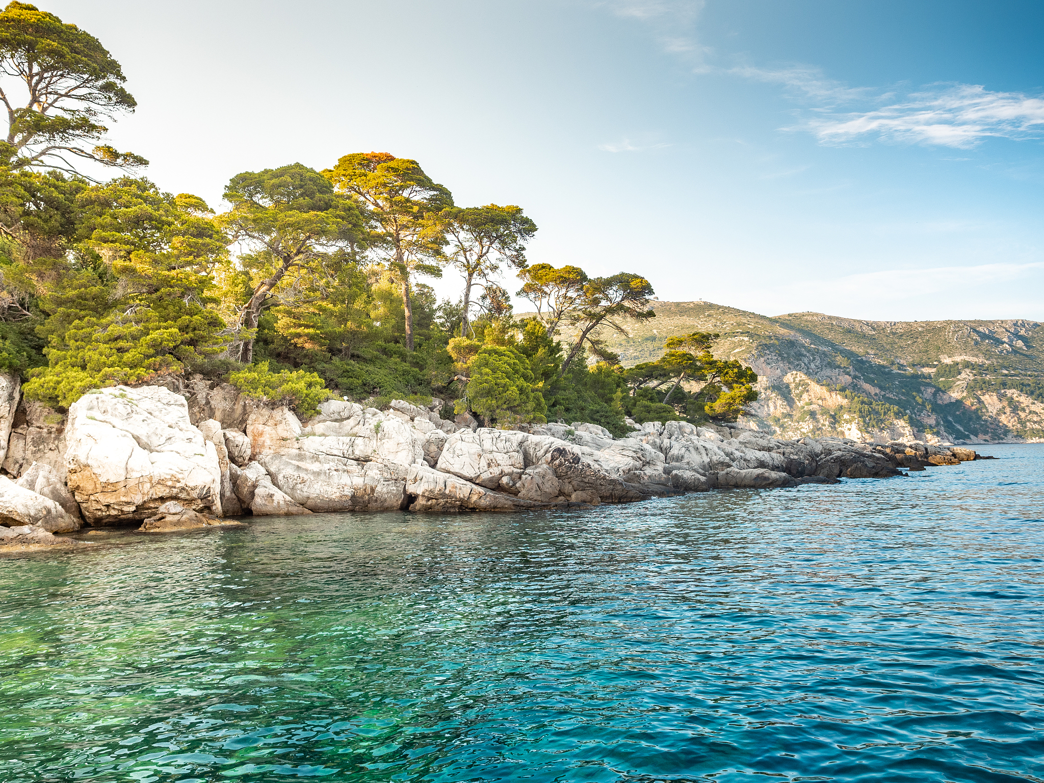 shot of a rock beach in lokrum, dubrovnik