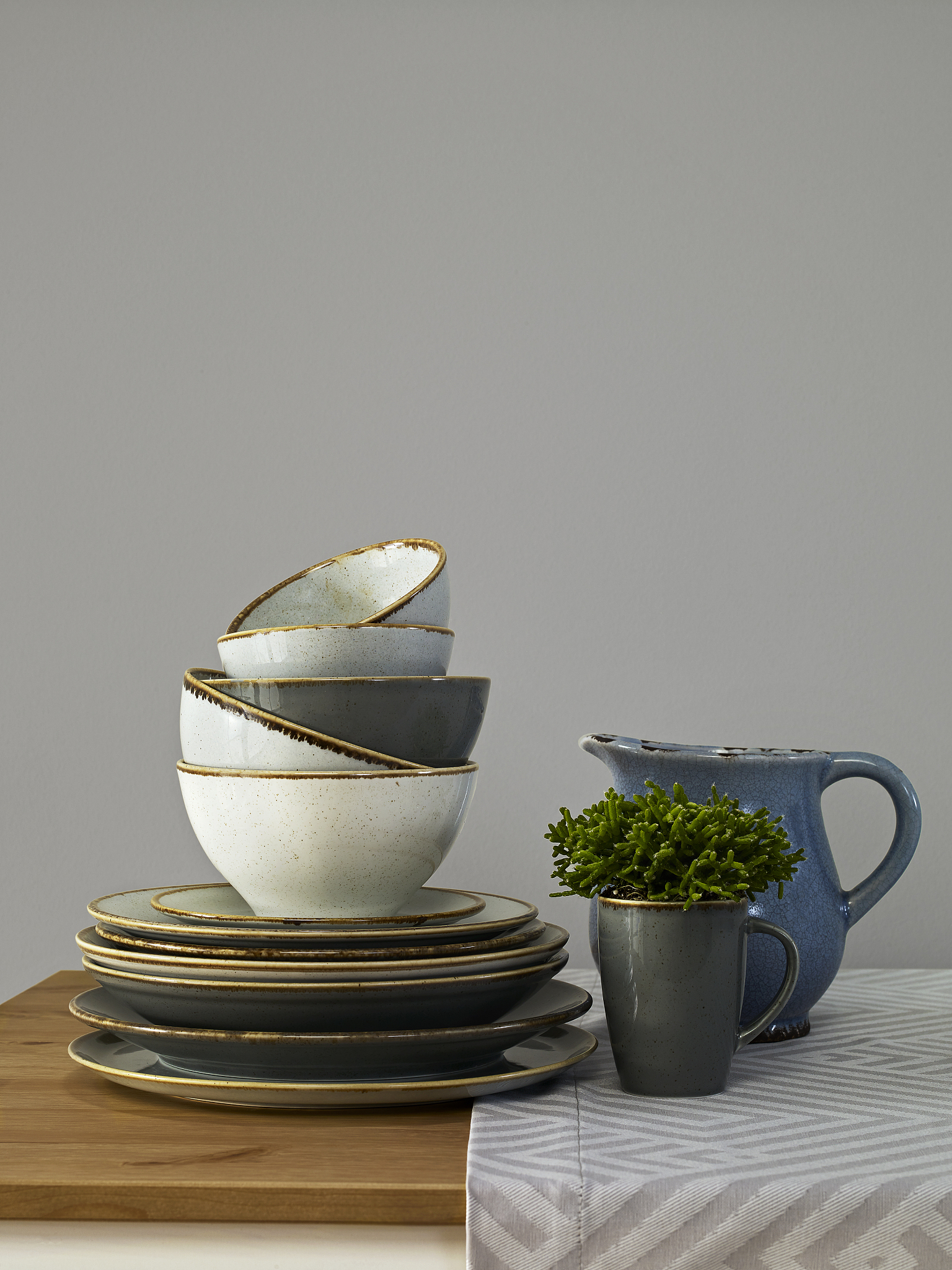 crockery set