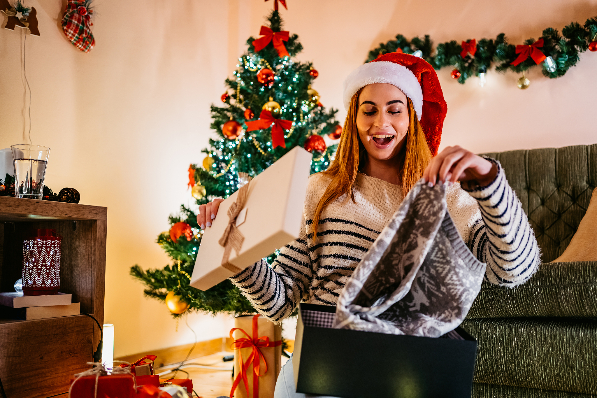 四个字形容礼物的美好：珍贵难得