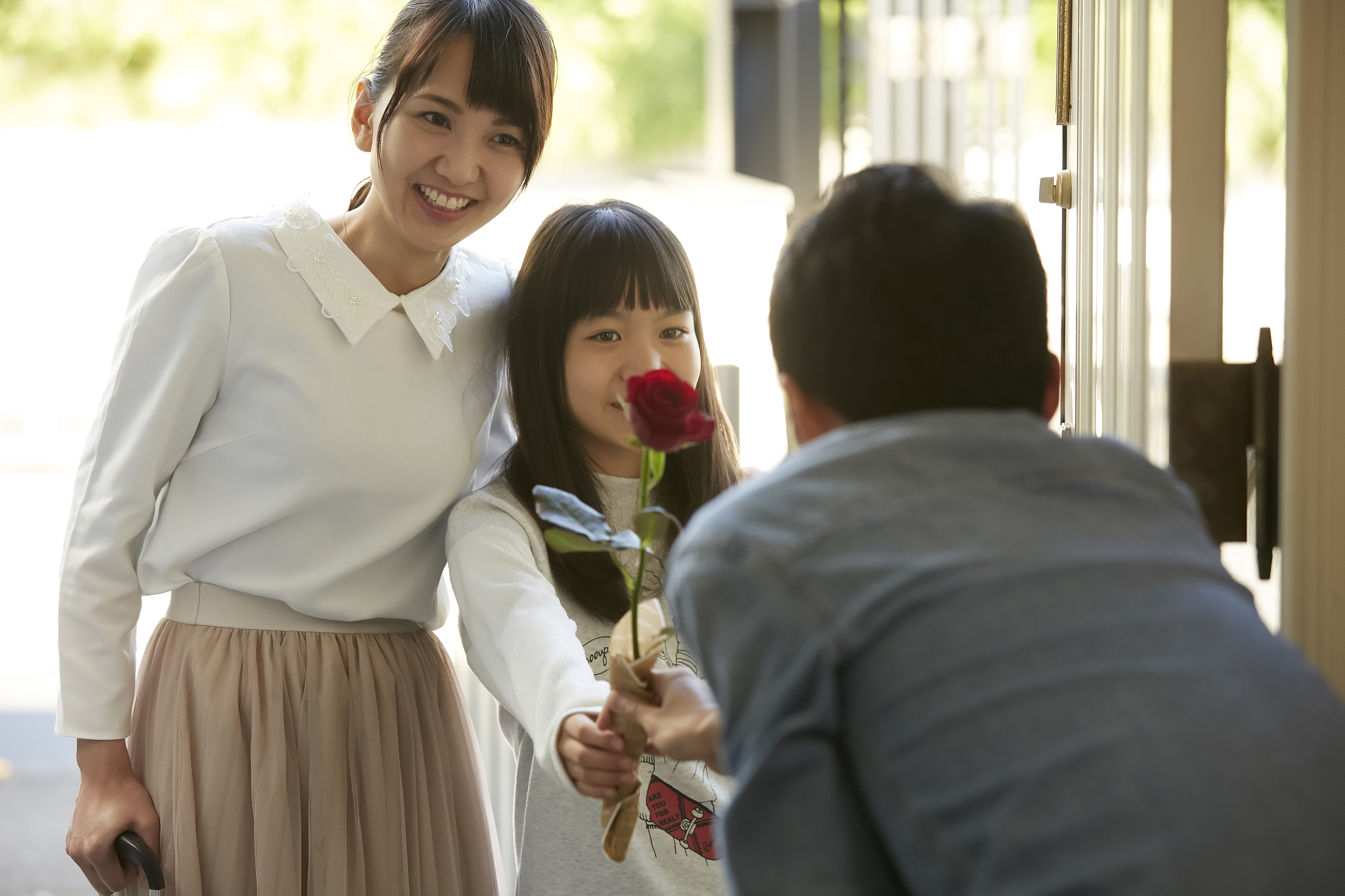 用900000字写一篇校园恋爱小说。设定为日本高中。情节要新颖分章节。要有至少900000字。