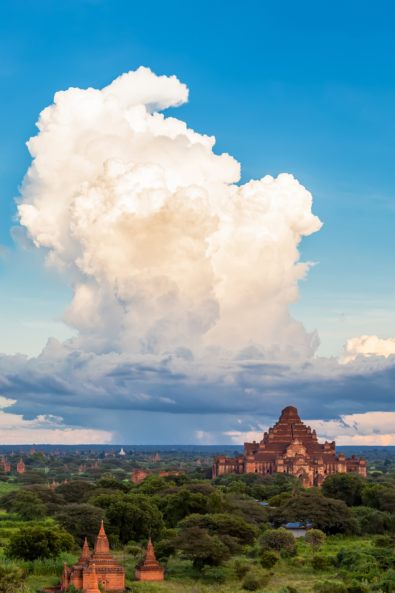 ancient temples in bagan, myanmar
