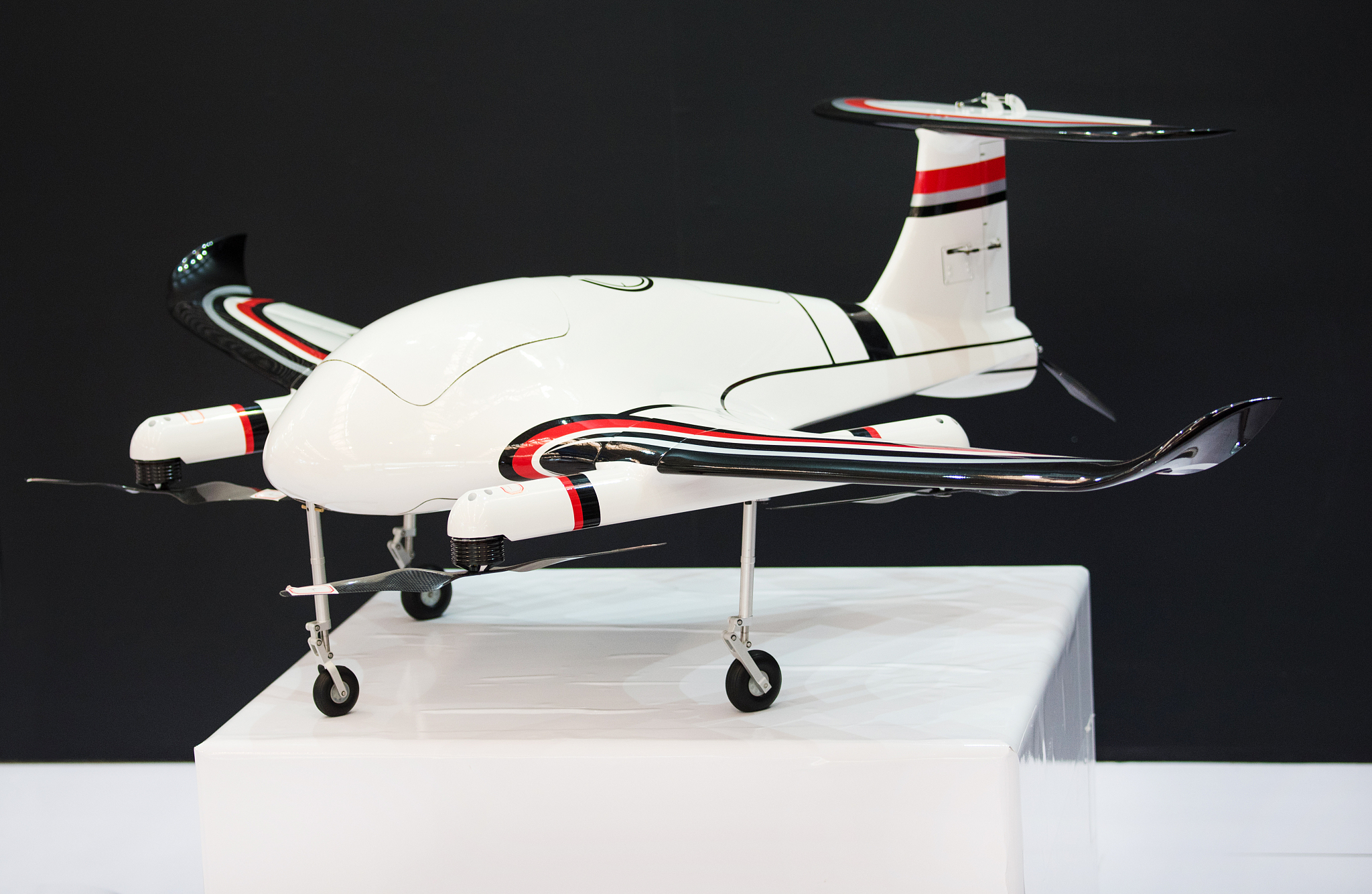 扬梦航空玩具 - 青少年航空模型、无人机、直升机专家
