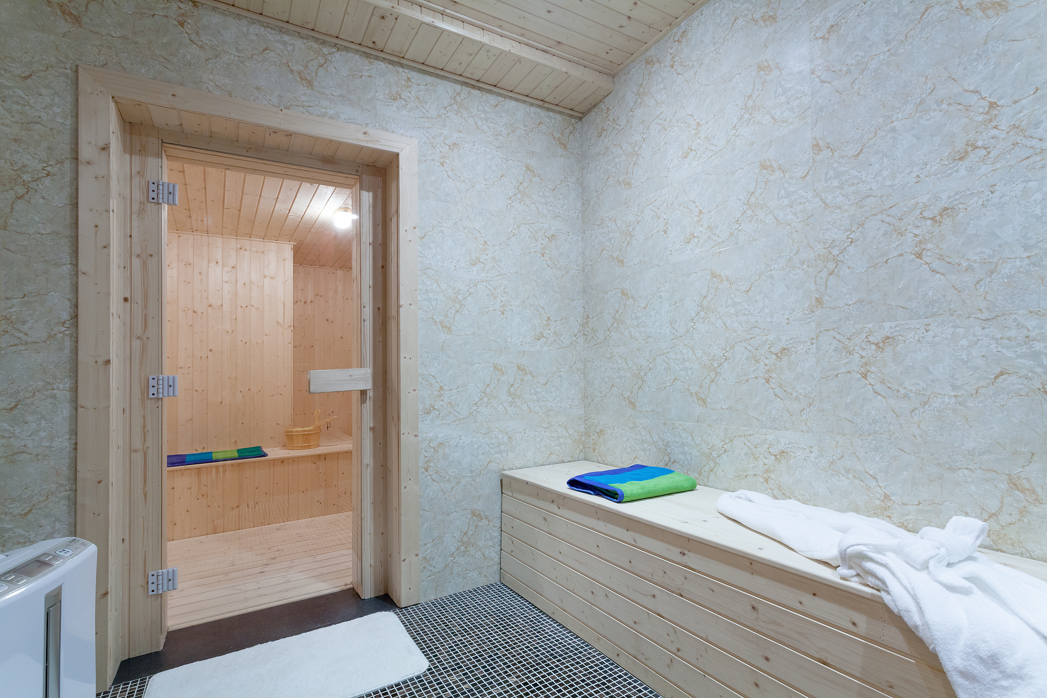 拥抱健康选择纳宜热疗养生房