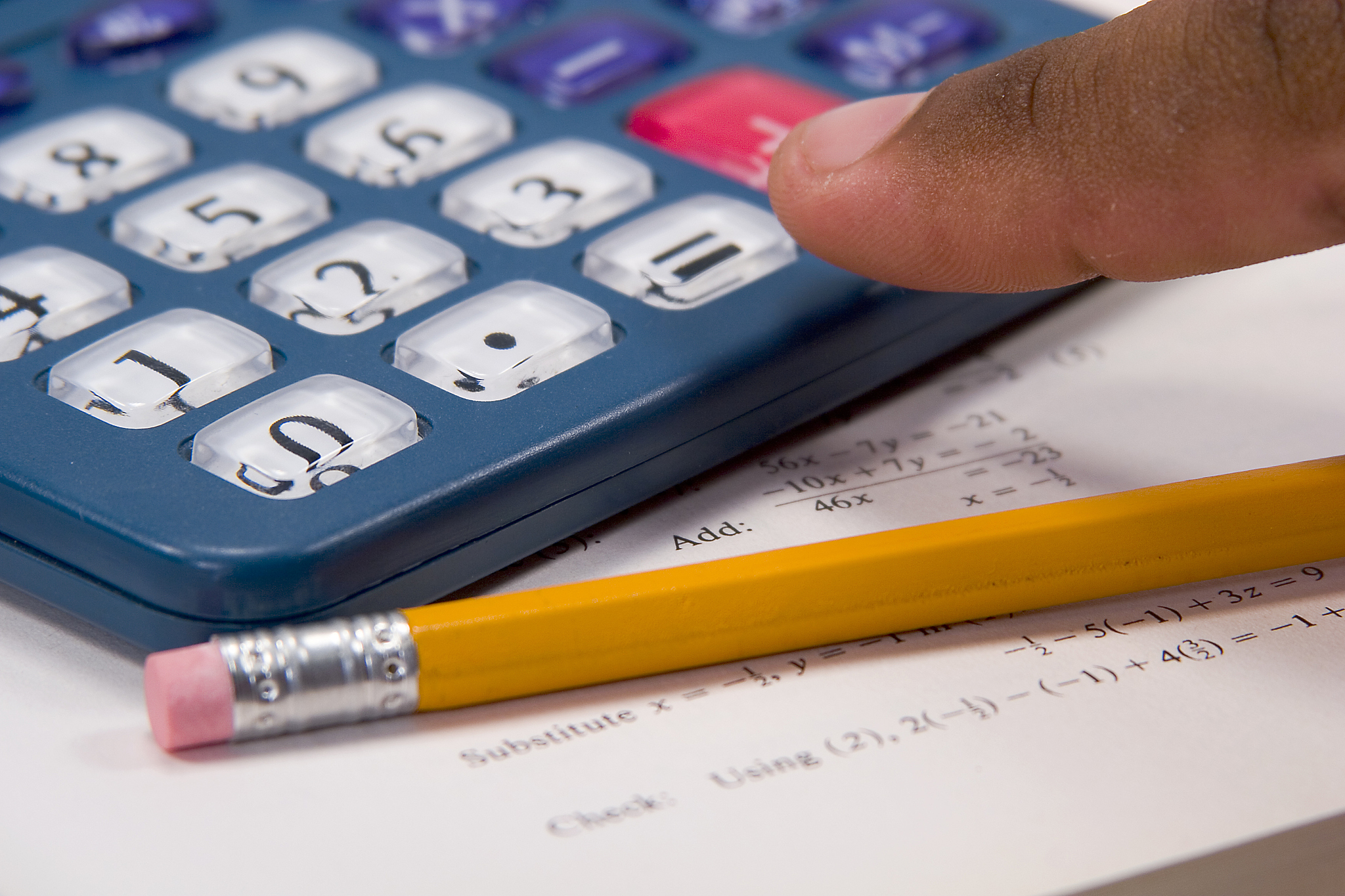 40 的 8 倍是多少？详细计算过程及乘法原理