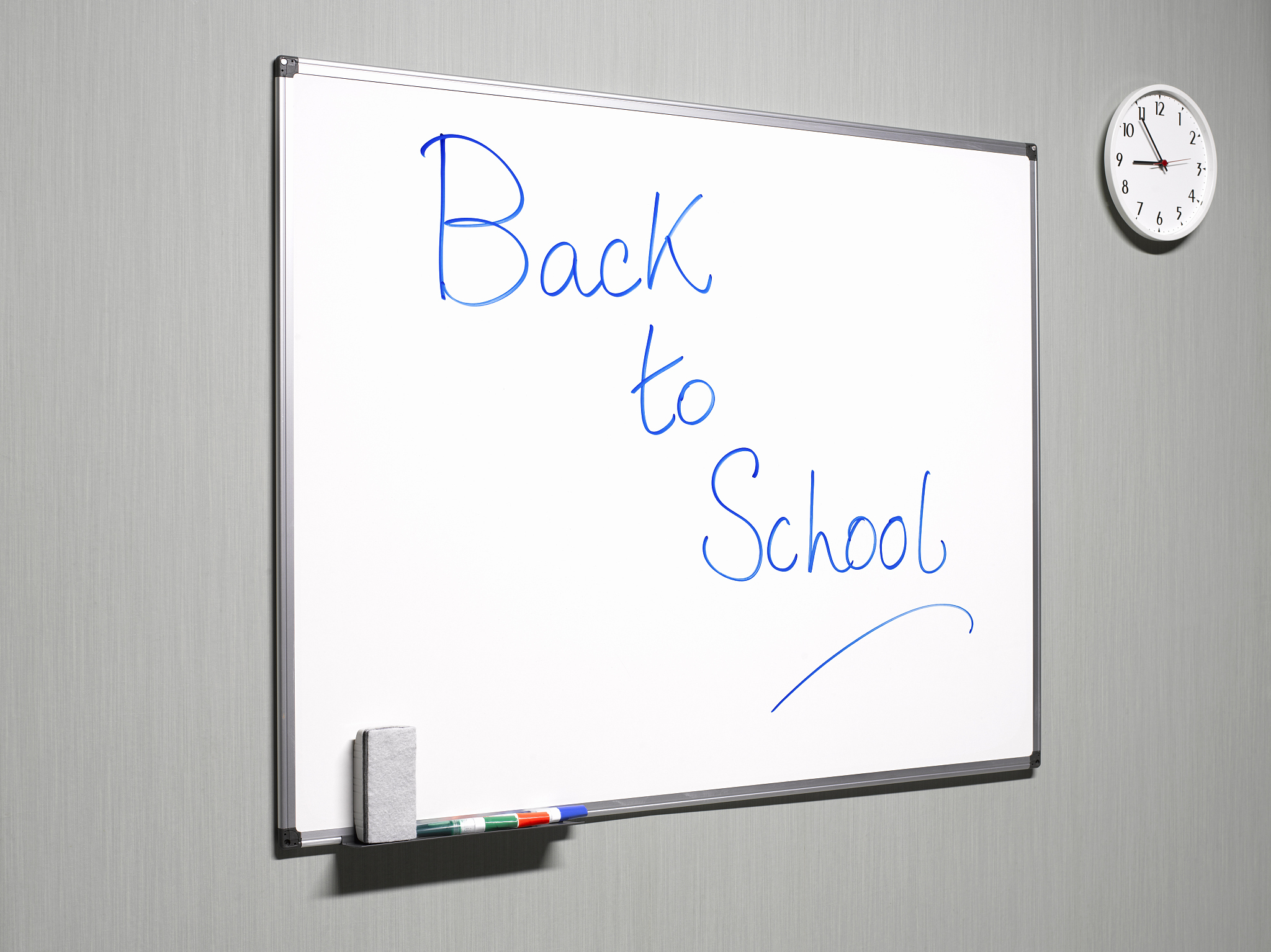 WEYOUNG Mobile Whiteboard: 48x32 Inch - Perfect for Office & Classroom