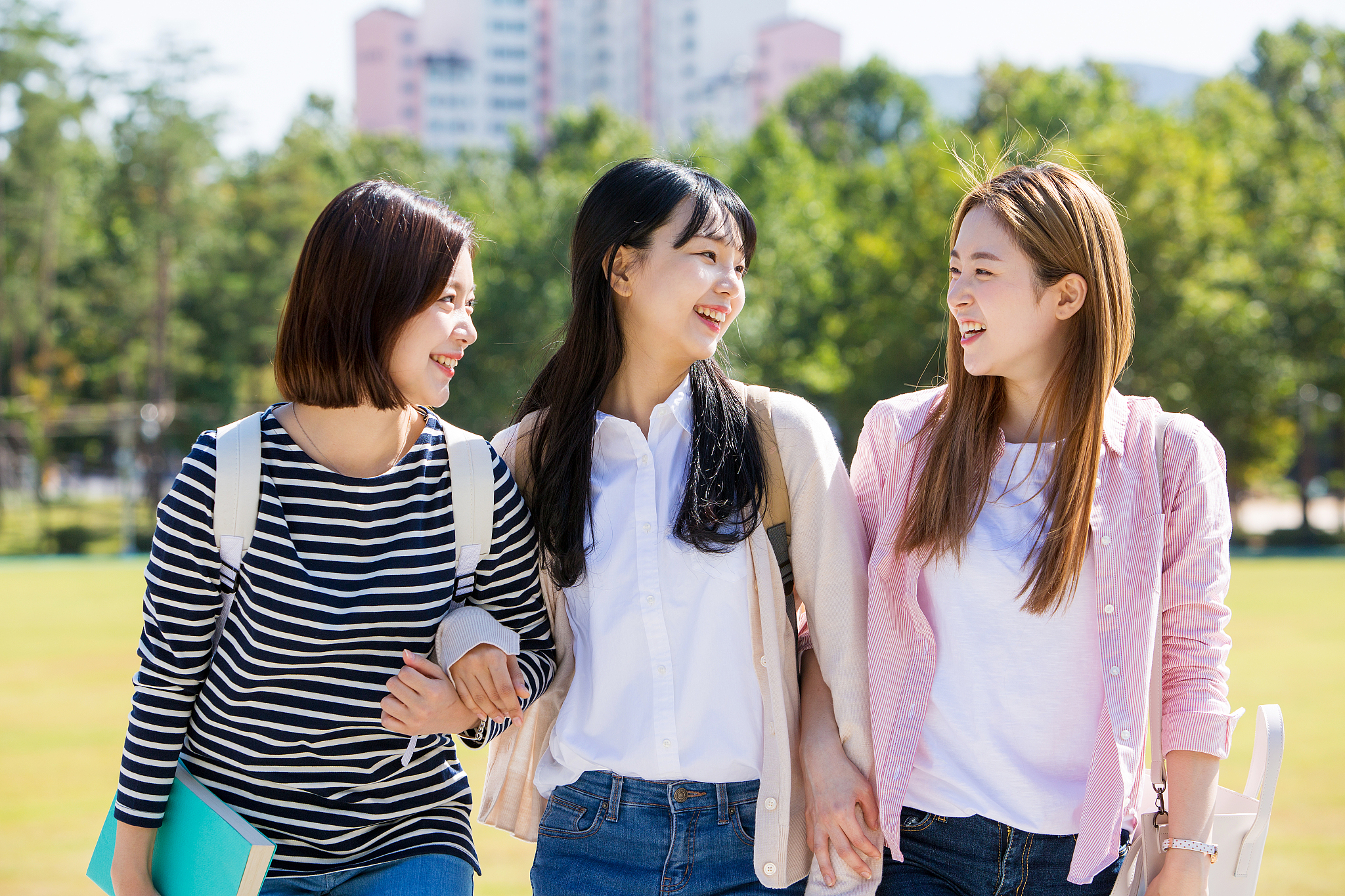 为什么会有女生认为男生的青春不值钱