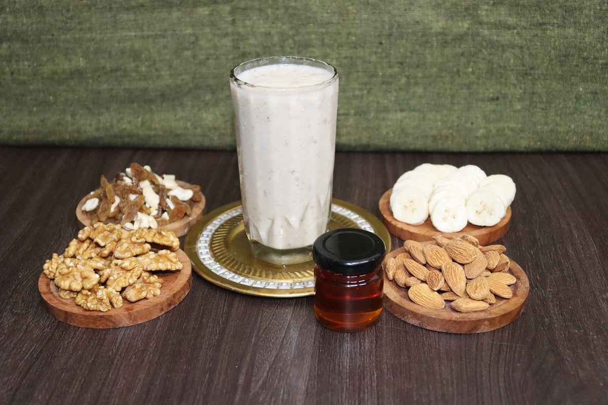 杏仁核桃露，10字押韵宣传语