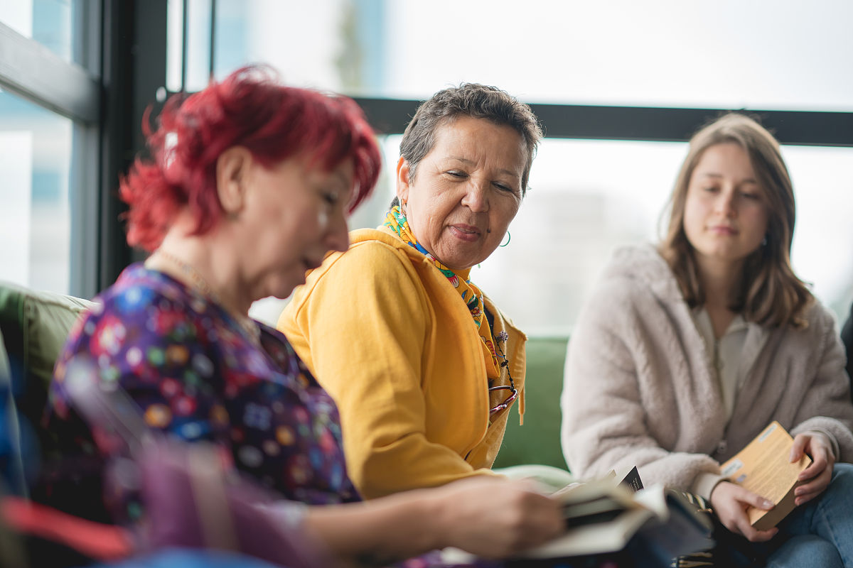 翻译：生命历程青年阶段的父辈嵌染