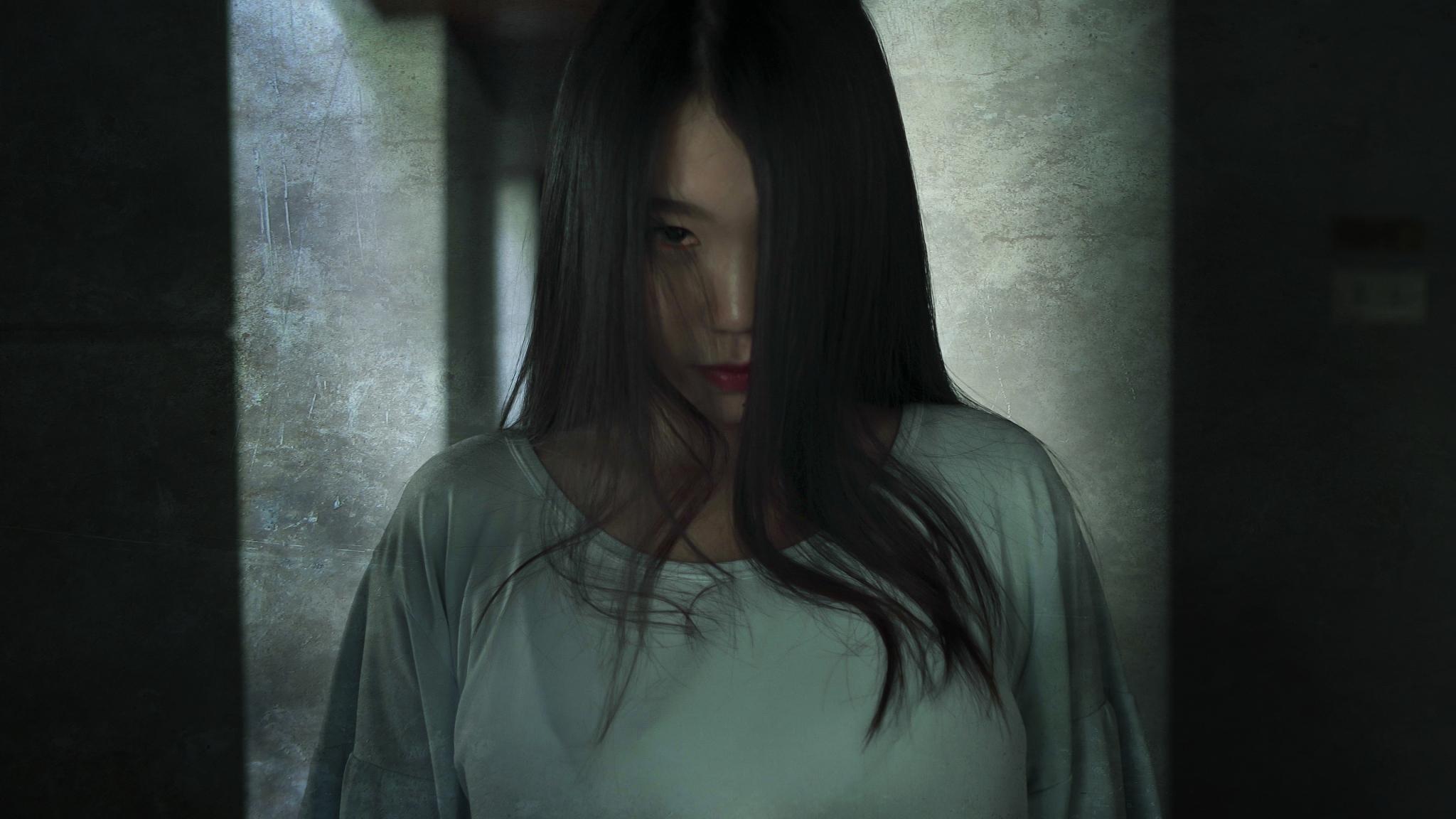 写一篇消失的她的影评