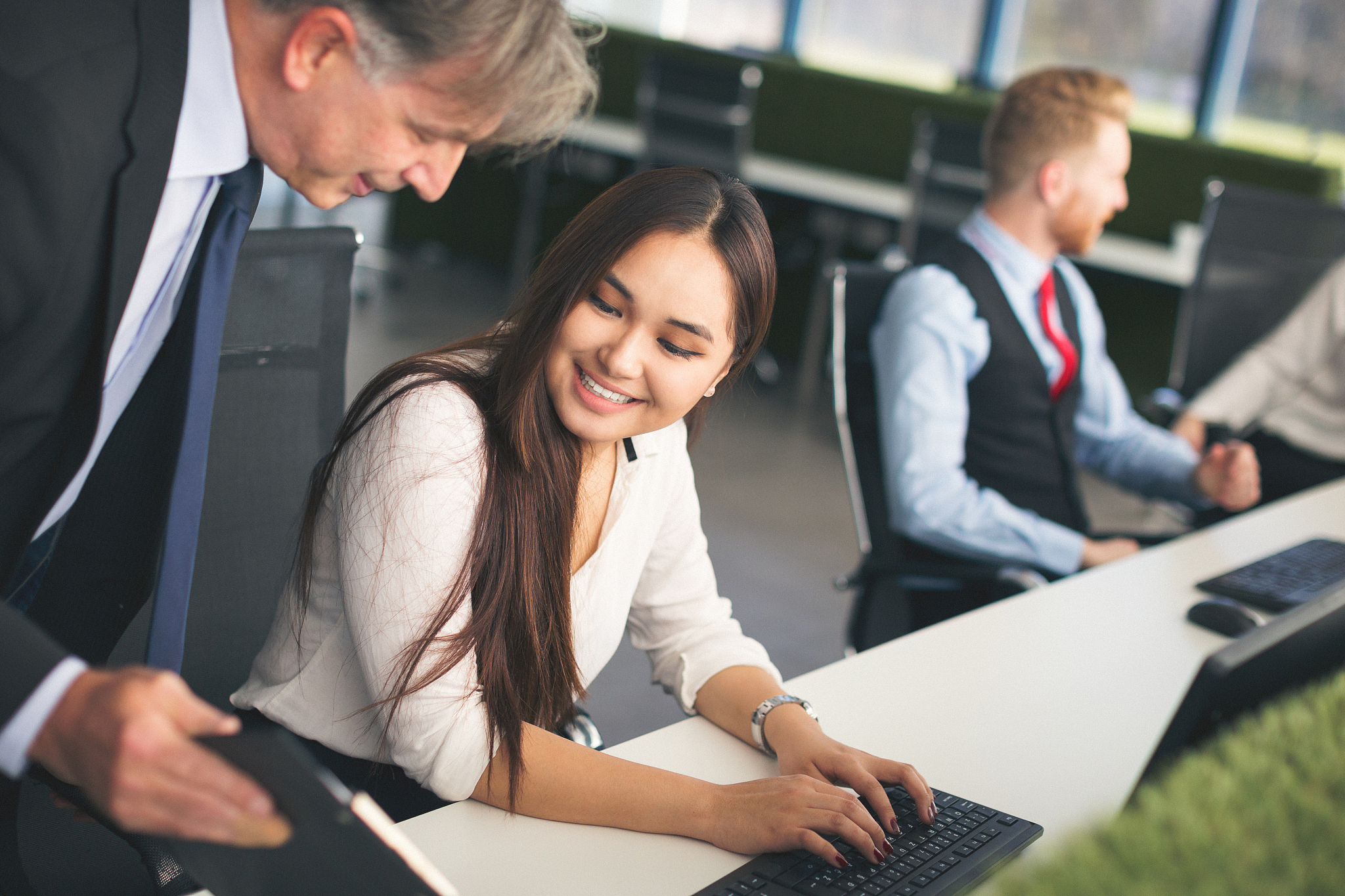 公安工作建立专门团队和部门为公安工作服务的做法