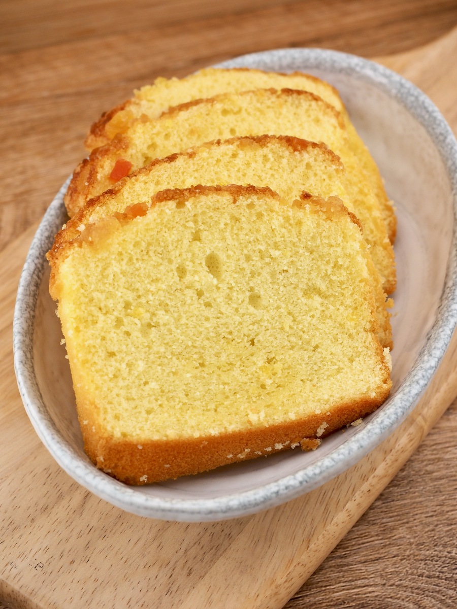 描述一下咸蛋黄肉松吐司和超浓牛奶吐司的口感和味道网络用语风格