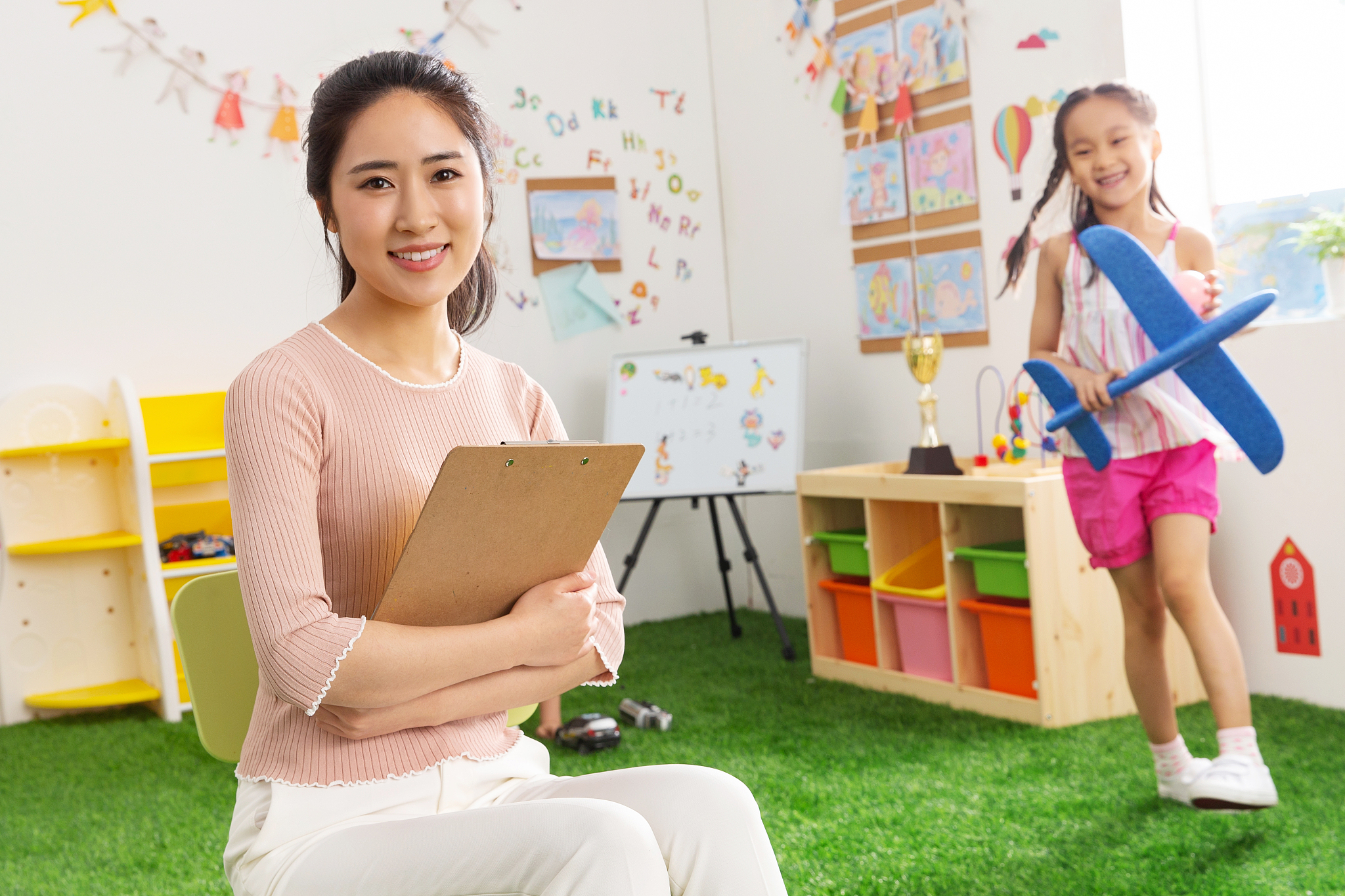 kindergarten teacher