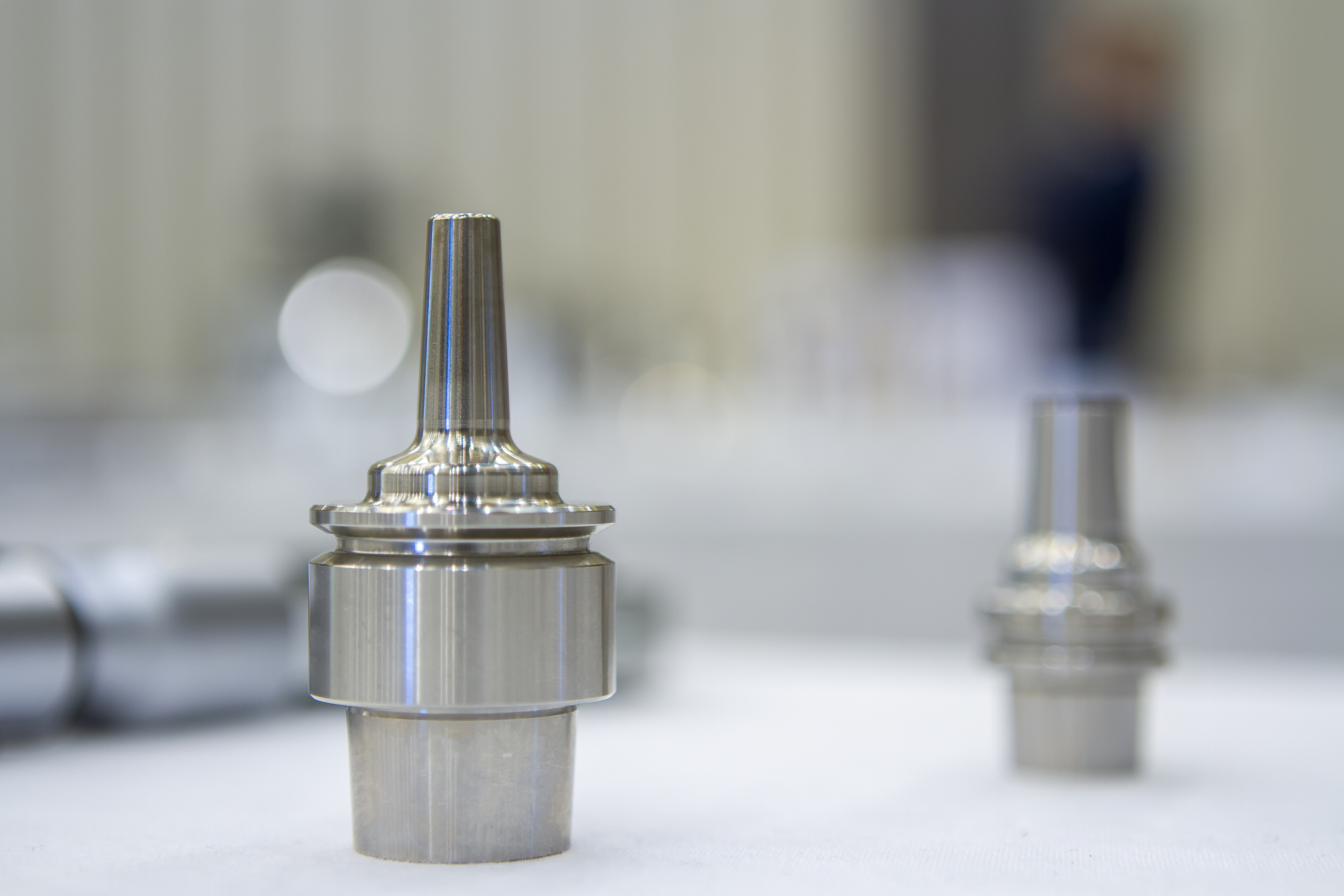 cnc machine tools for milling metal in factory