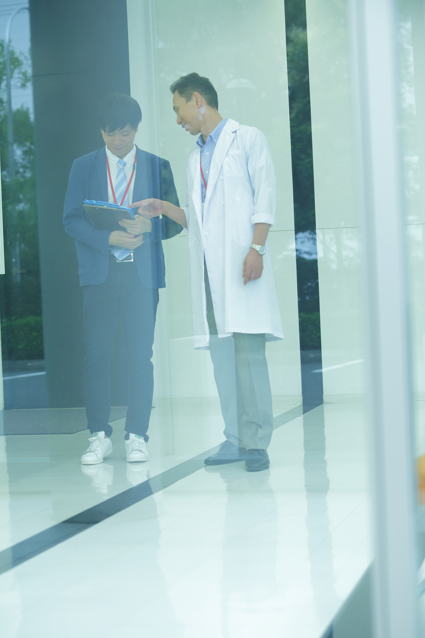 厦门大专男护士工资一般多少 好不好就业