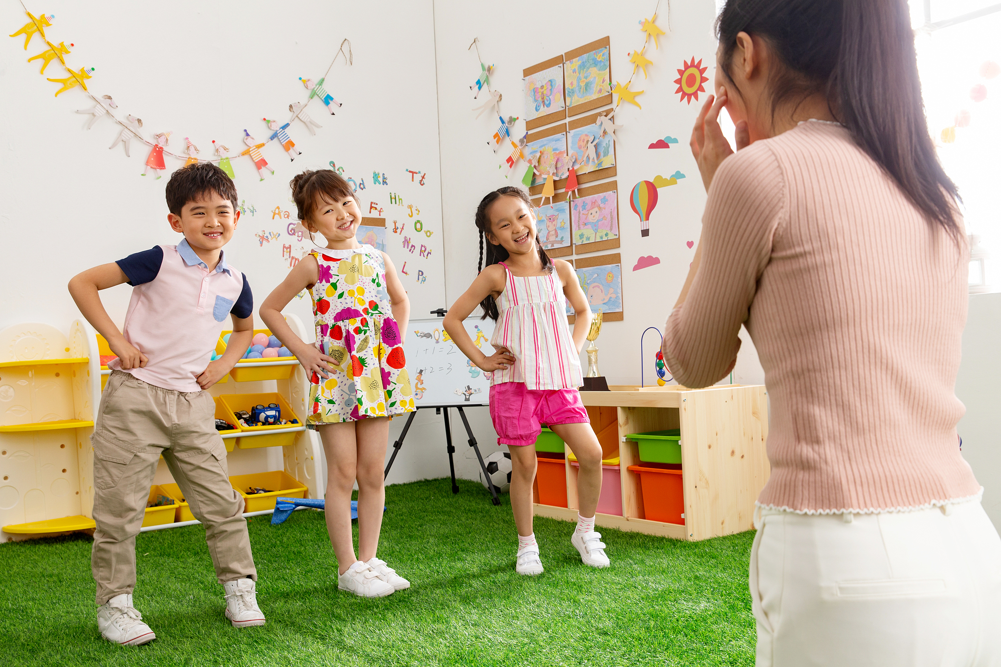 男性幼师职业前景分析：机遇与挑战并存