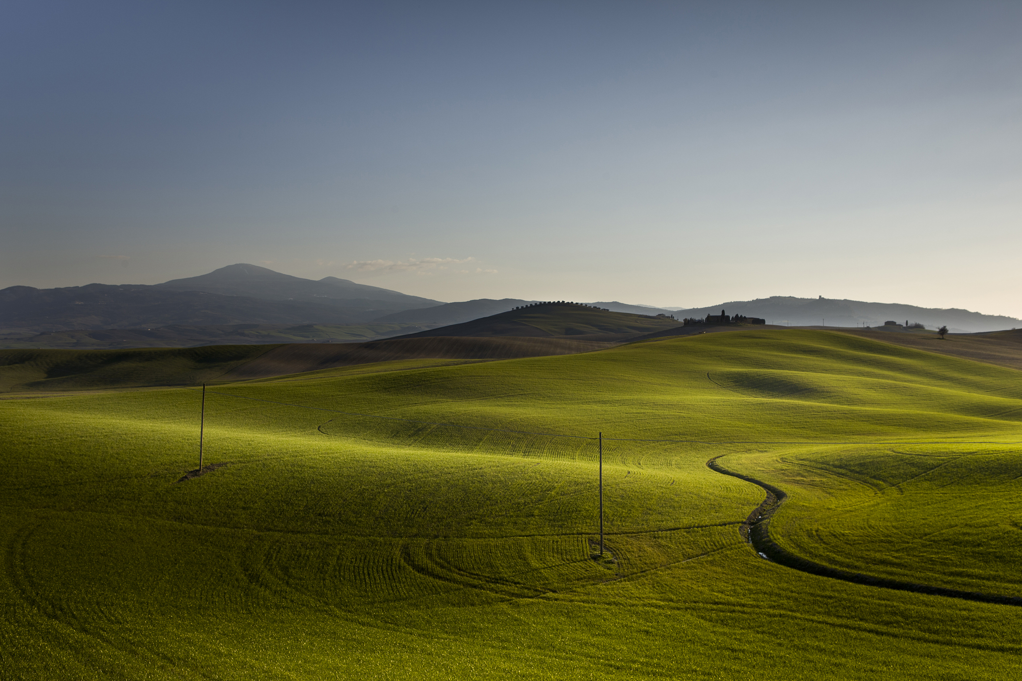 hills of val d'orcia