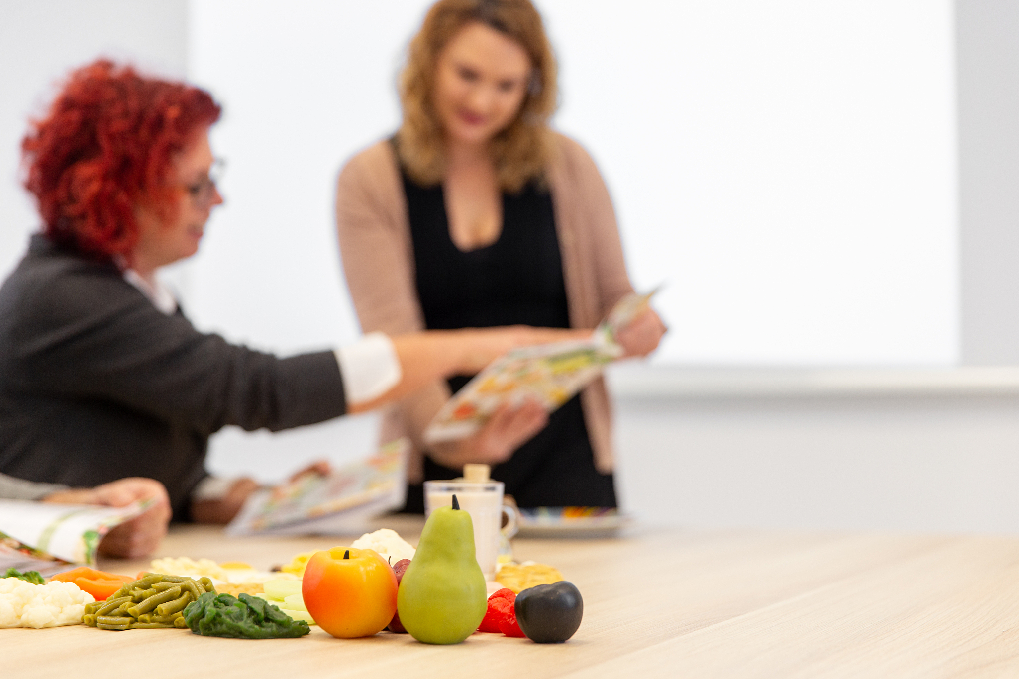 艾滋病病人不能吃什么？艾滋病病人能吃什么？