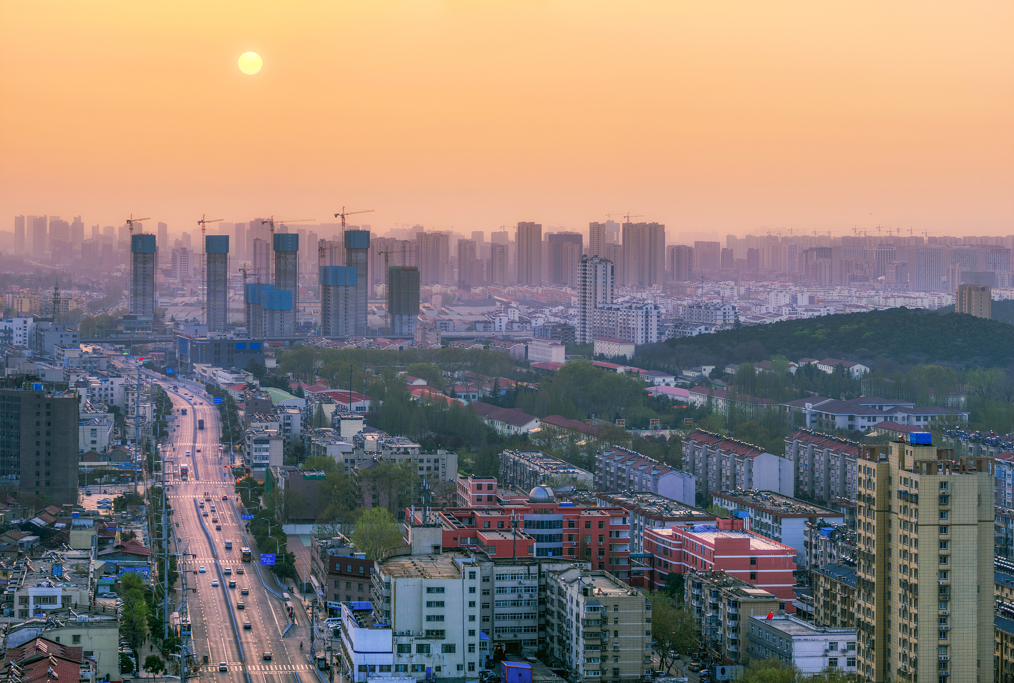 晨光中的城市+江苏省徐州市云龙区