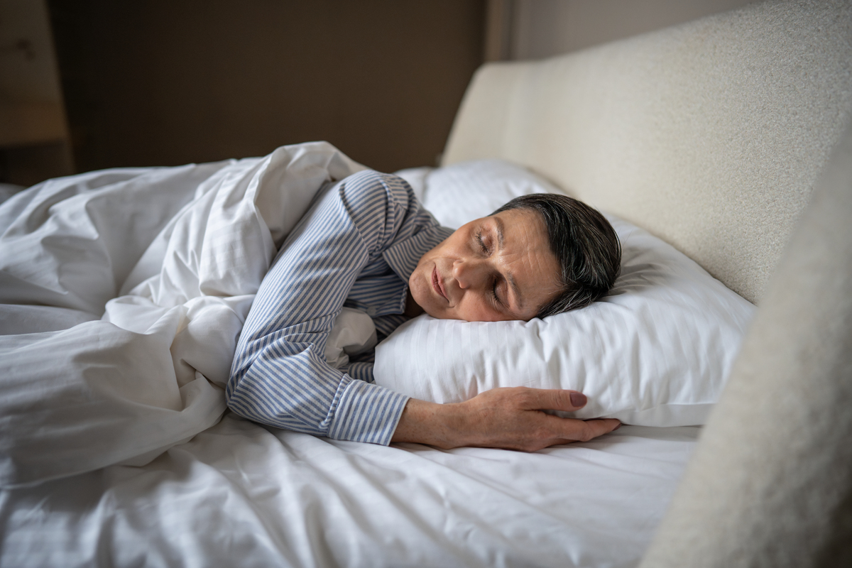 一直睡觉半夜醒来次数很多会导致什么毛病？