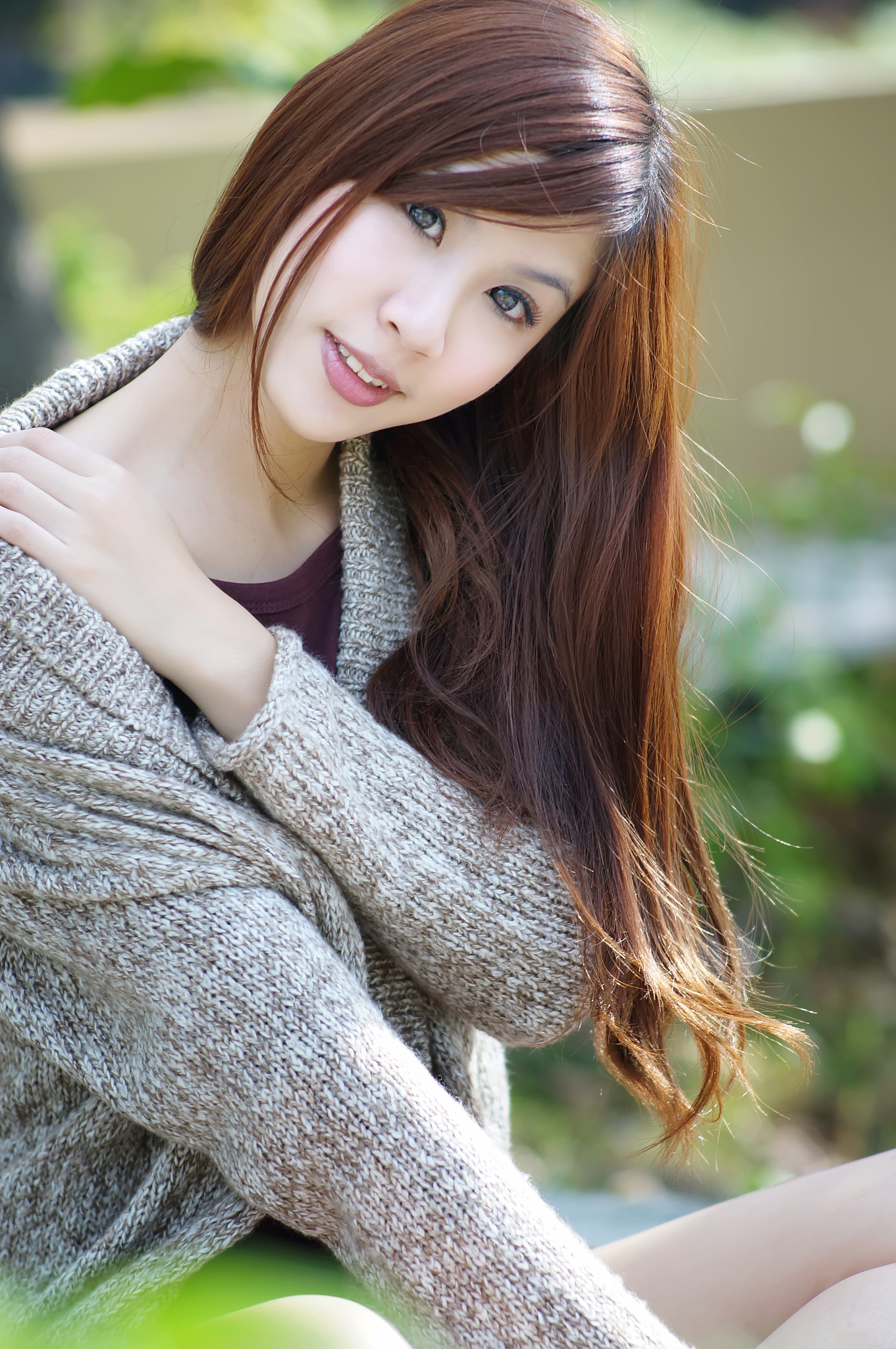 woman, brown long hair