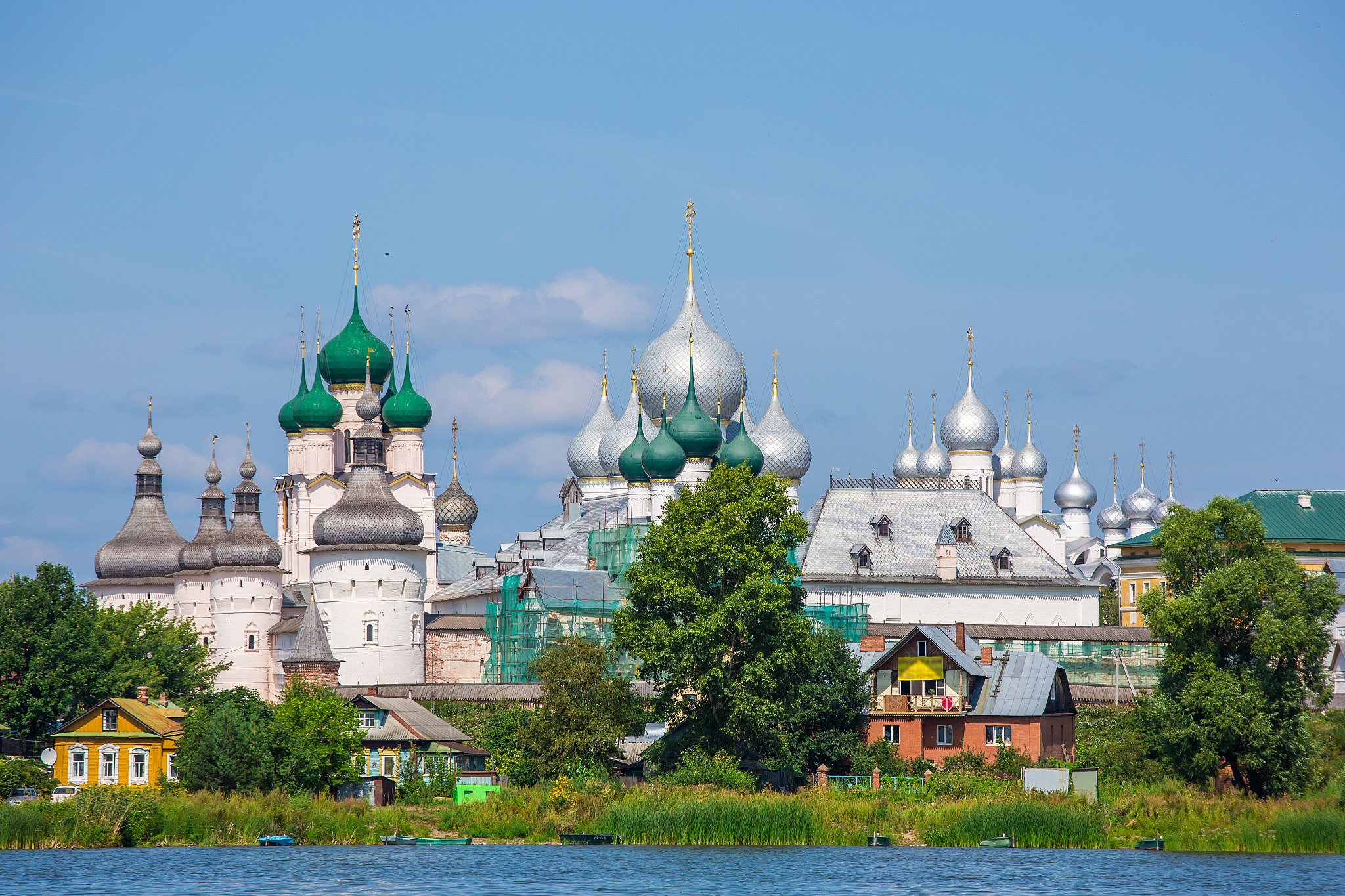 rostov kremlin, view from the nero lake