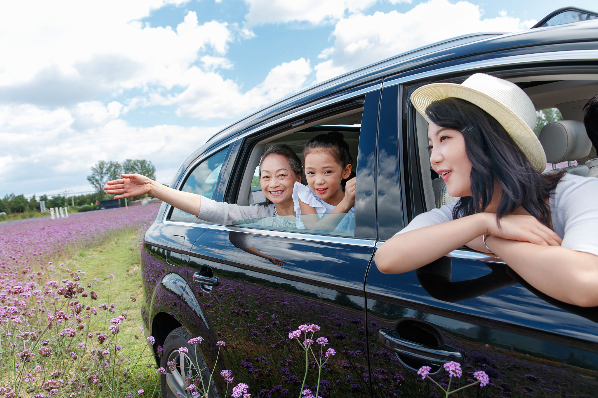 怎么邀请前妻陪孩子一起去旅游回答+拓展。