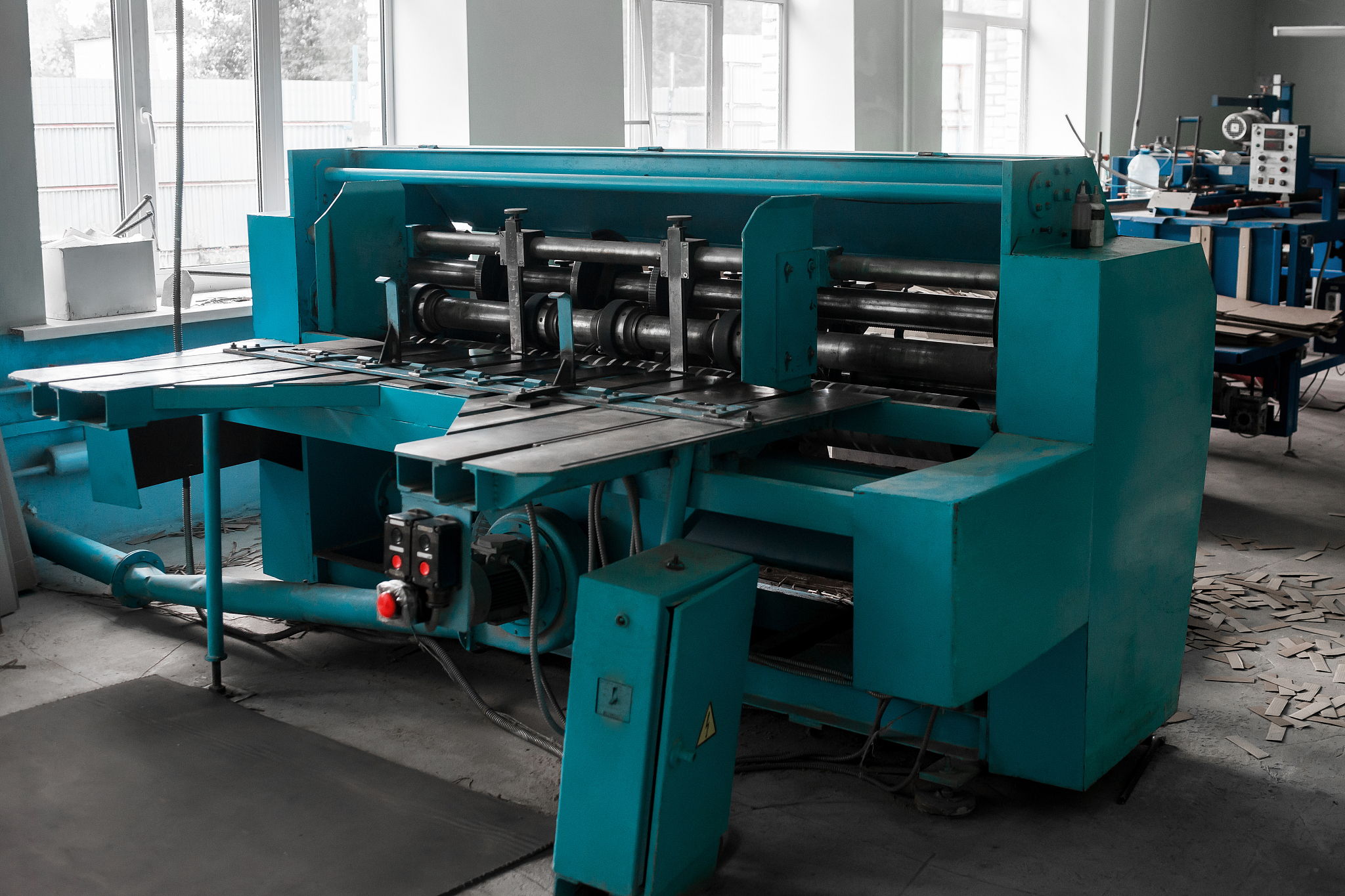 瓦楞纸板横切机的构造