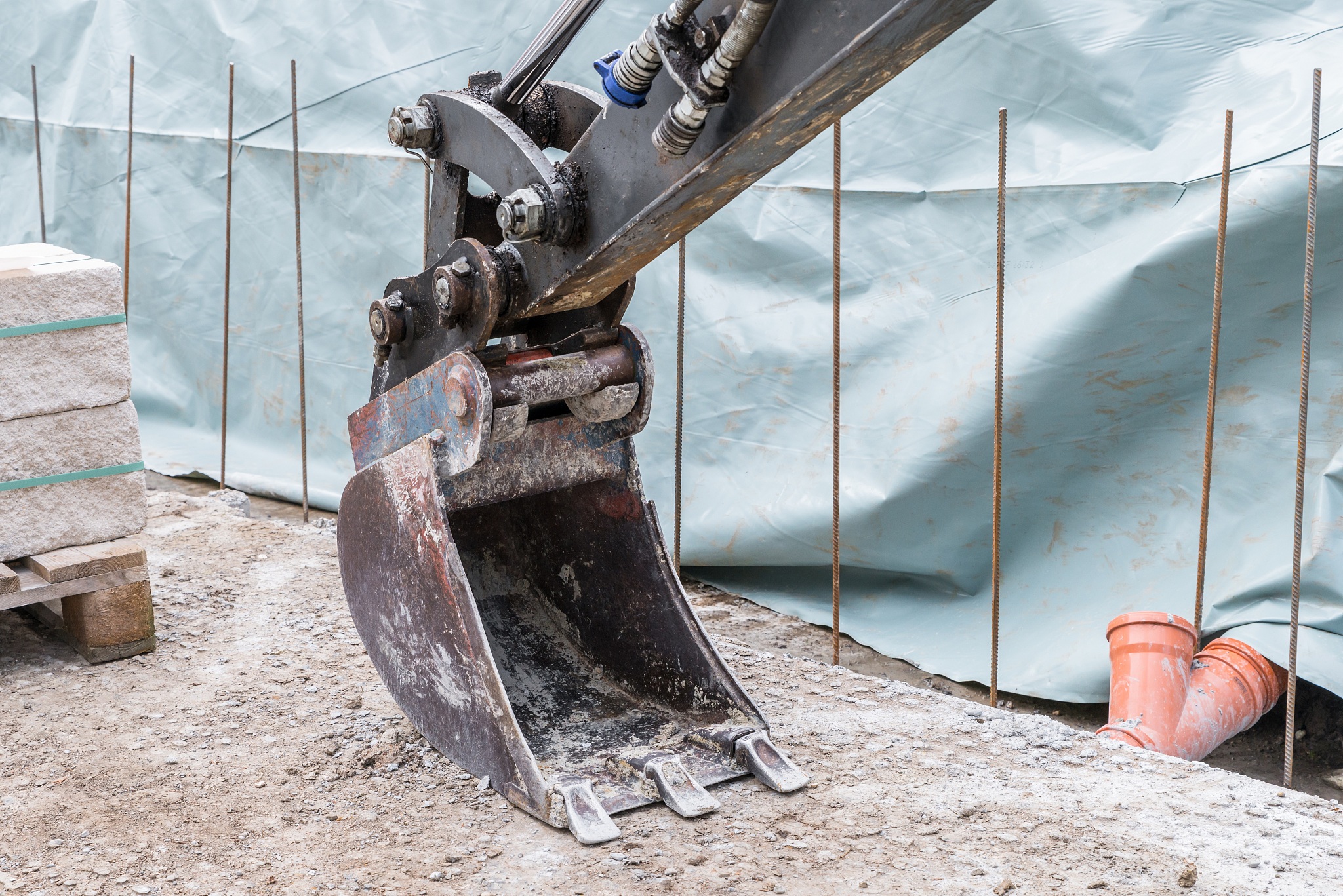 信号传递：委托代理结构中代理人证明经营管理有效性的过程