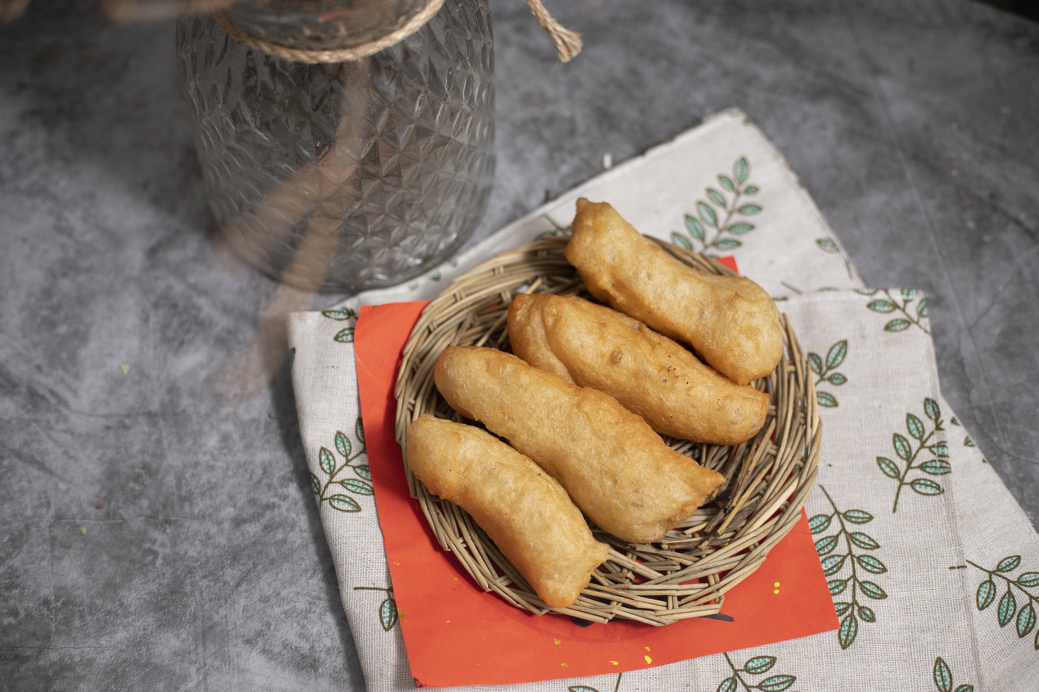 一斤面粉可以加几克脆皮油条粉？