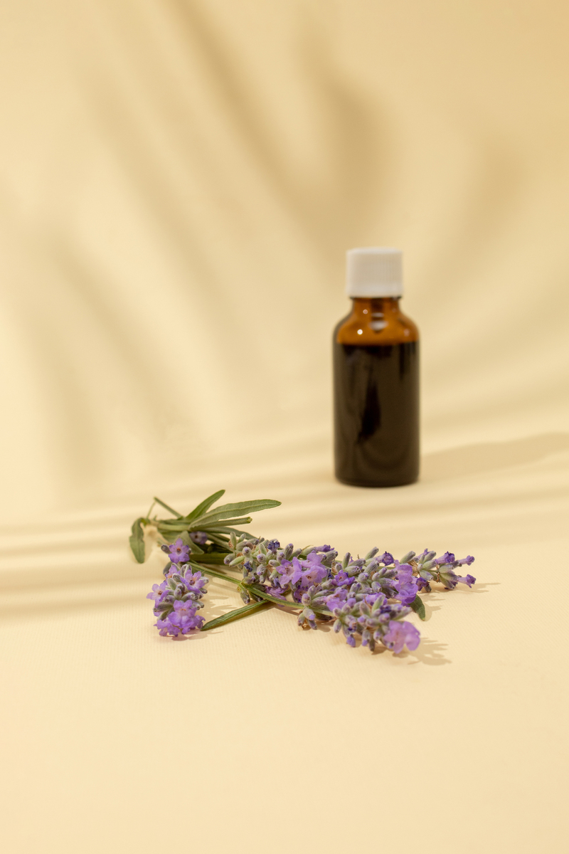 香薰营造氛围：提升专注、舒缓压力、净化空气