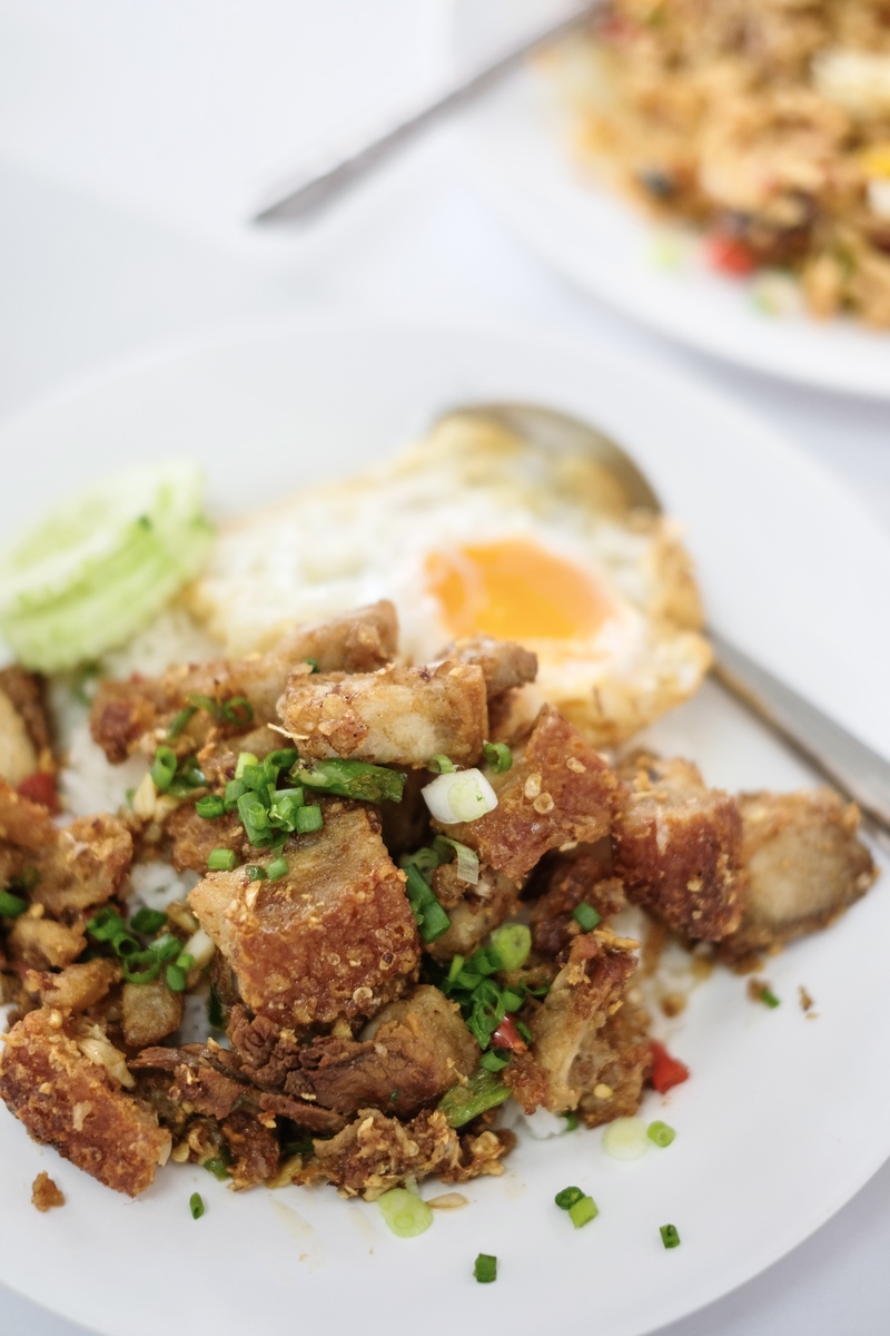 叉烧滑蛋饭：香气扑鼻，鲜嫩美味！