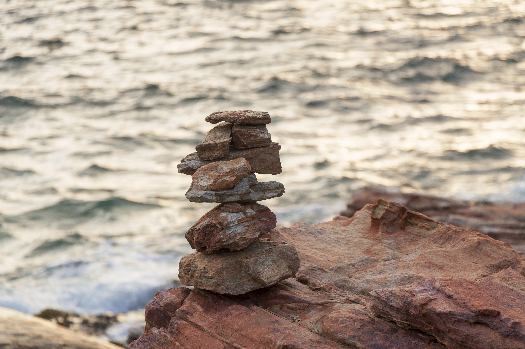 永不言弃的礁石 记叙文