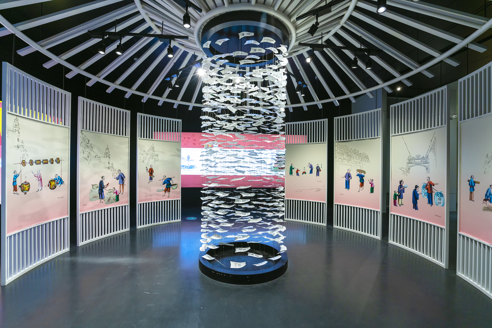 与大众传播形式相比软展示的传达形式有哪些优势与局限性