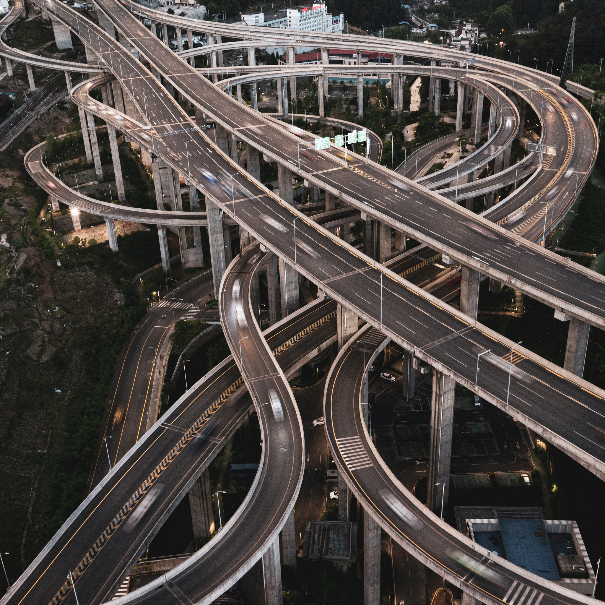 贵阳市交通学校贵阳市交通技工学校道路与桥梁工程施工专业可以选择哪些就业方向怎么样