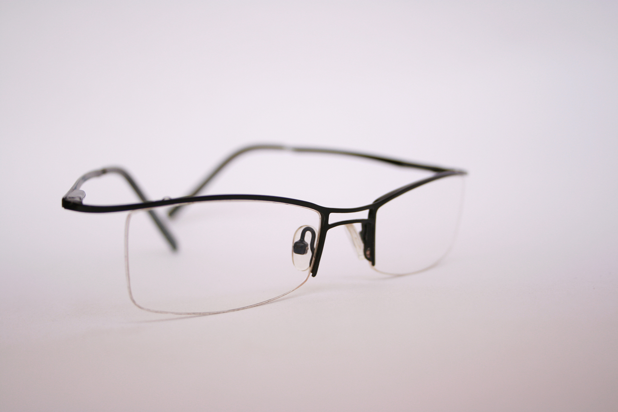 普洱名创眼镜创业经历发展