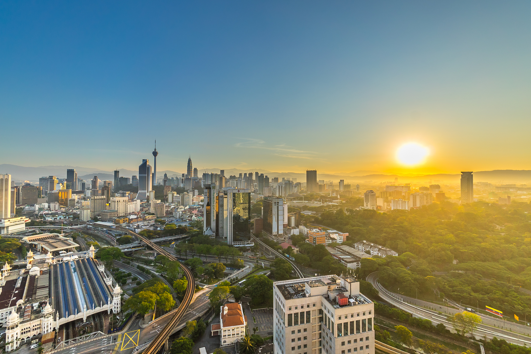 beautiful sunrise at kuala lumpur city centre