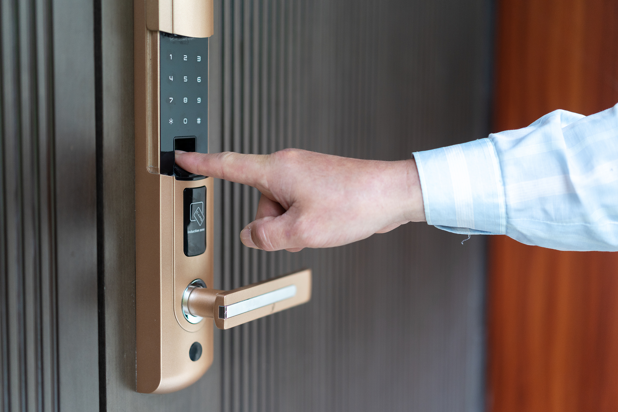 智能门锁是安卓系统吗